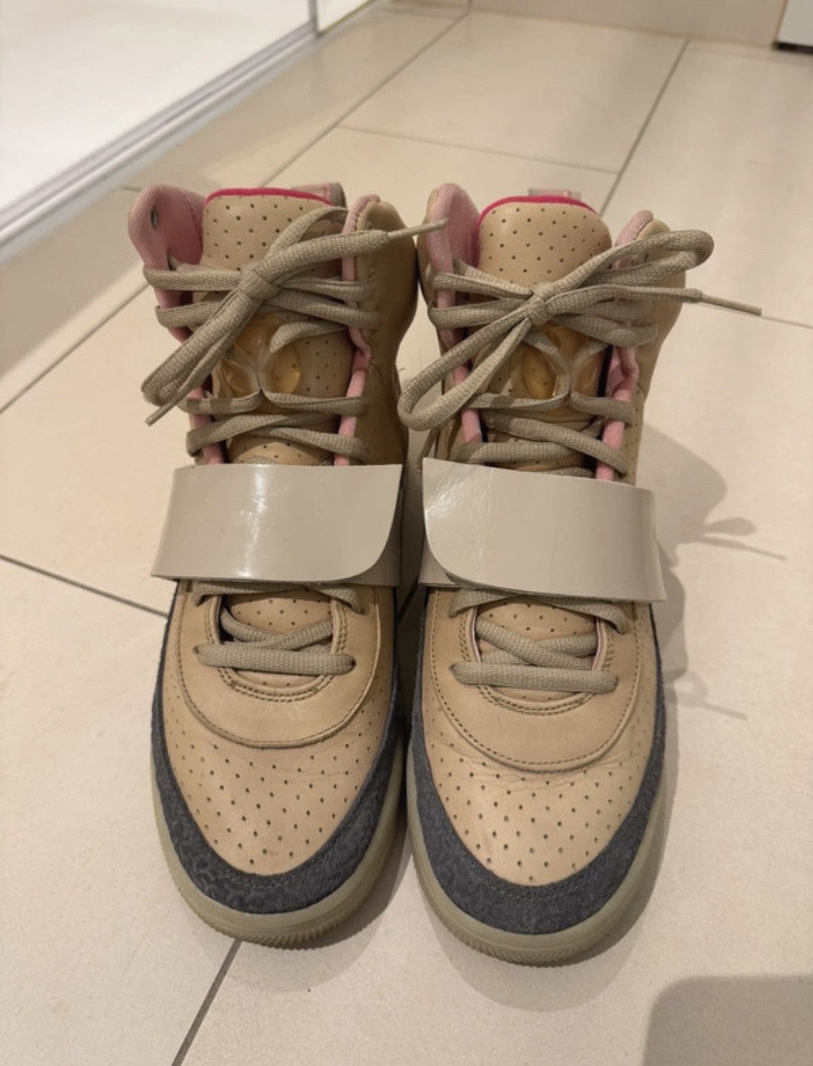 Yeezy Yeezy Nike Air 1 Net/Tan Size US 11 / EU 44 - 9 Thumbnail
