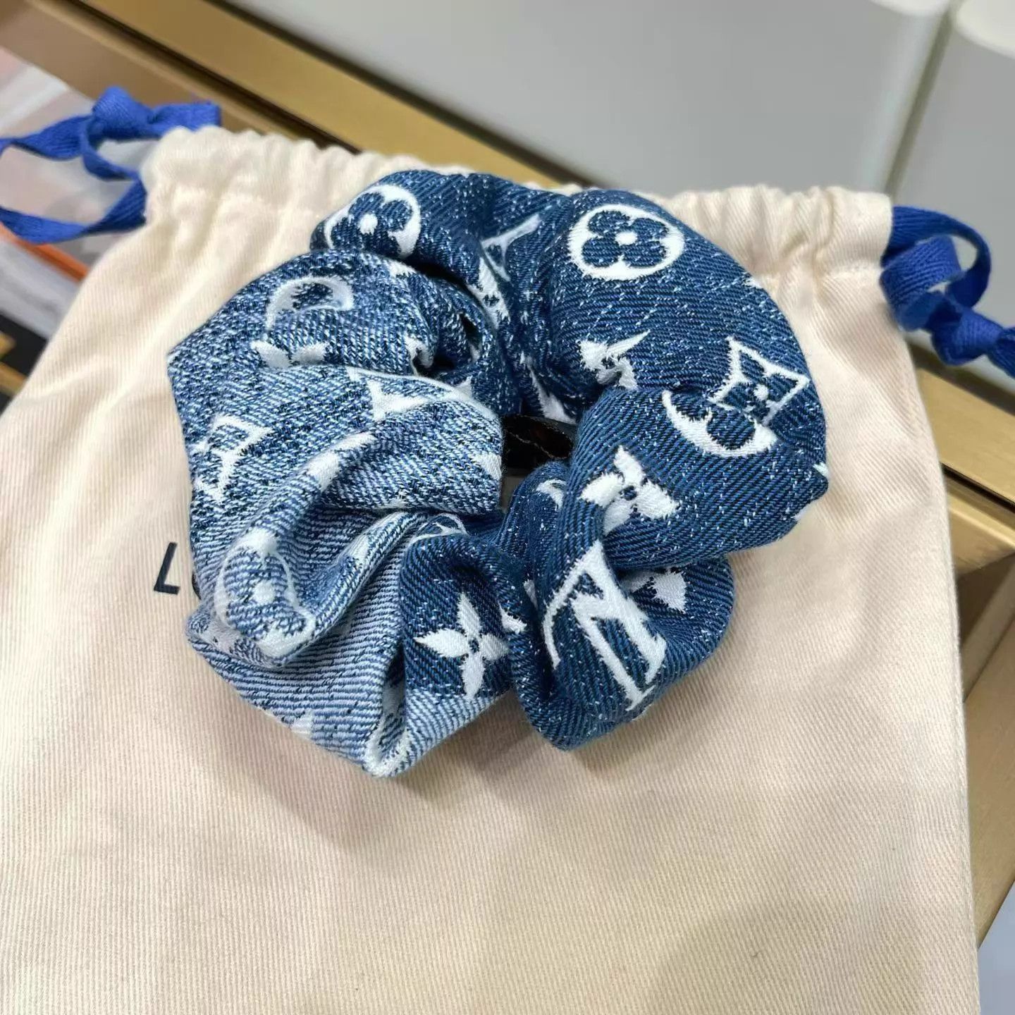 Louis Vuitton LV Denim Classic Hair Tie New AE315 Sale Size ONE SIZE - 3 Thumbnail