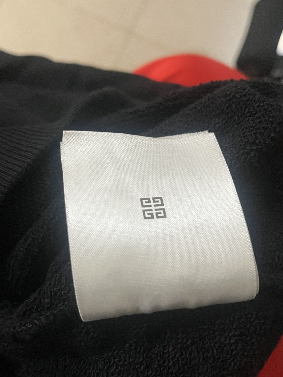 Givenchy Givenchy Sweatshirt Sz L Size US L / EU 52-54 / 3 - 11 Thumbnail