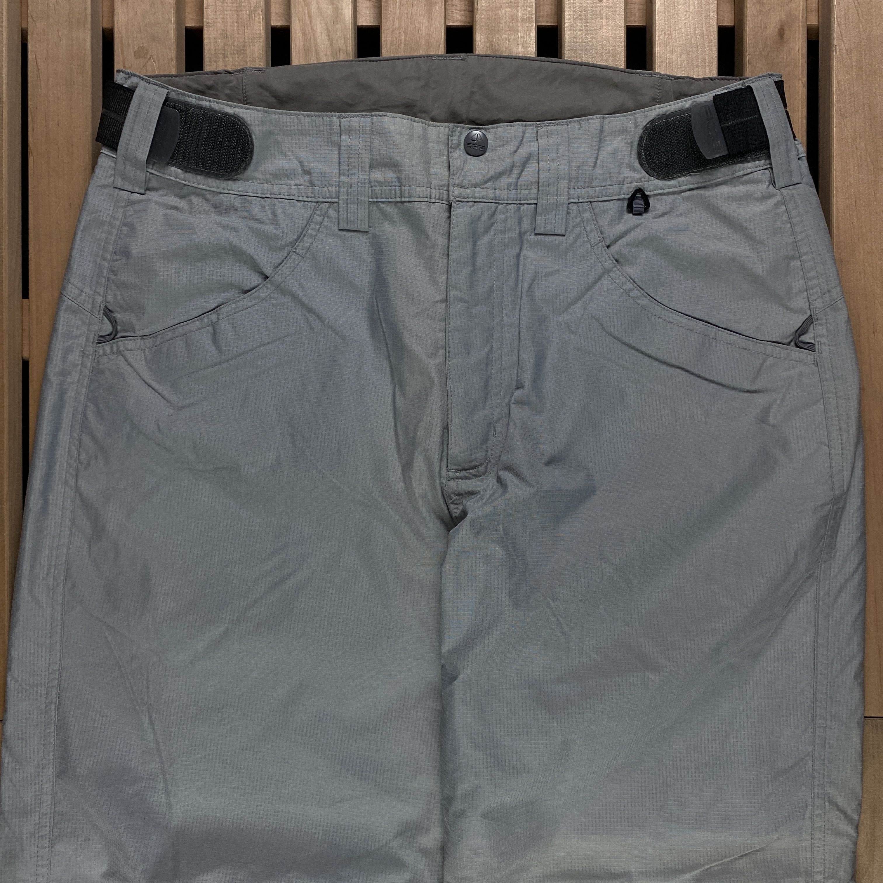 Nike × Nike ACG Mens Outdoor Ski Pants Nike ACG Size M Nylon Size US 32 / EU 48 - 2 Thumbnail