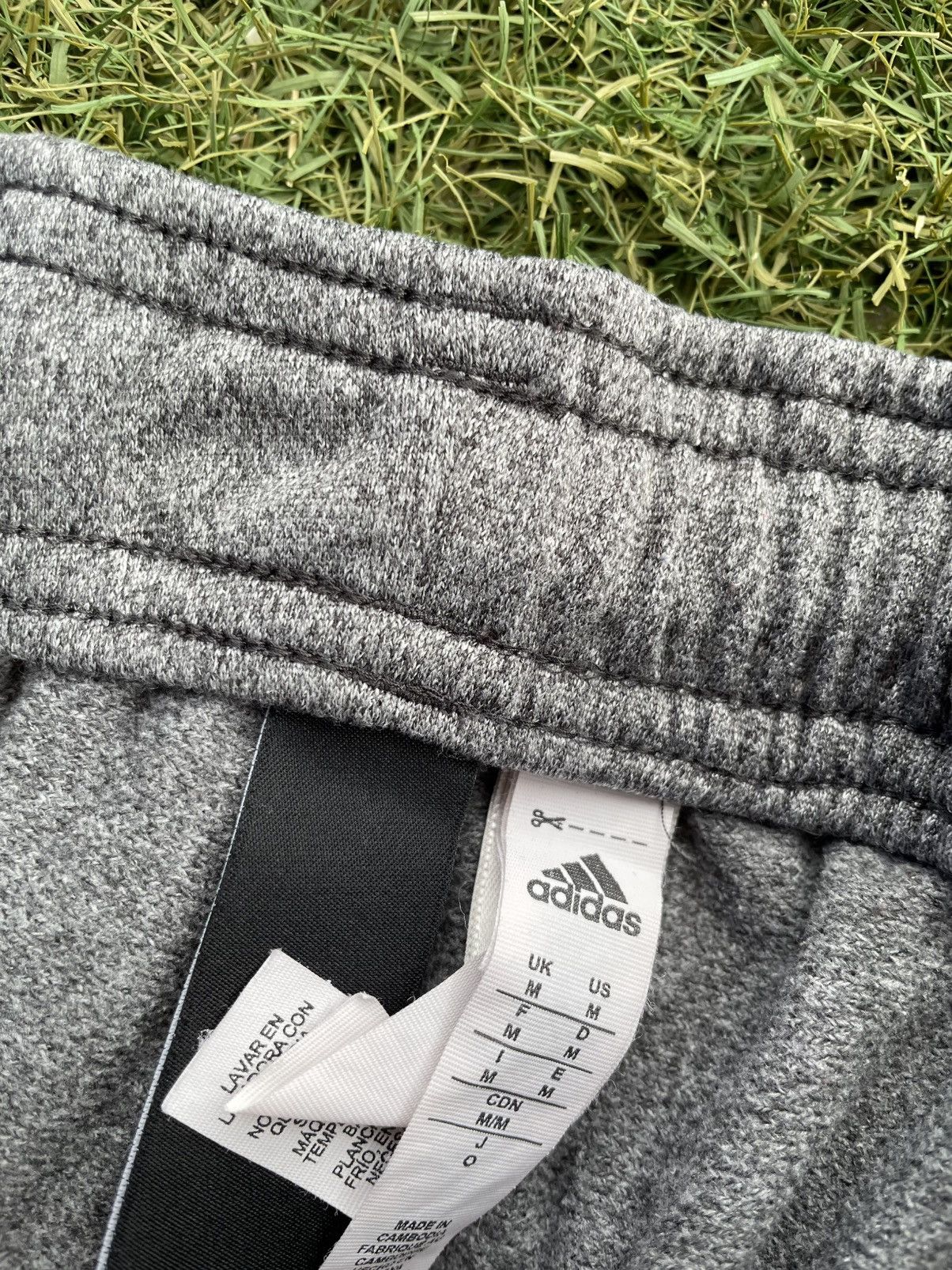 Adidas ADIDAS Womens Tracksuit Joggers us medium Grey Cotton Size 22" - 5 Thumbnail