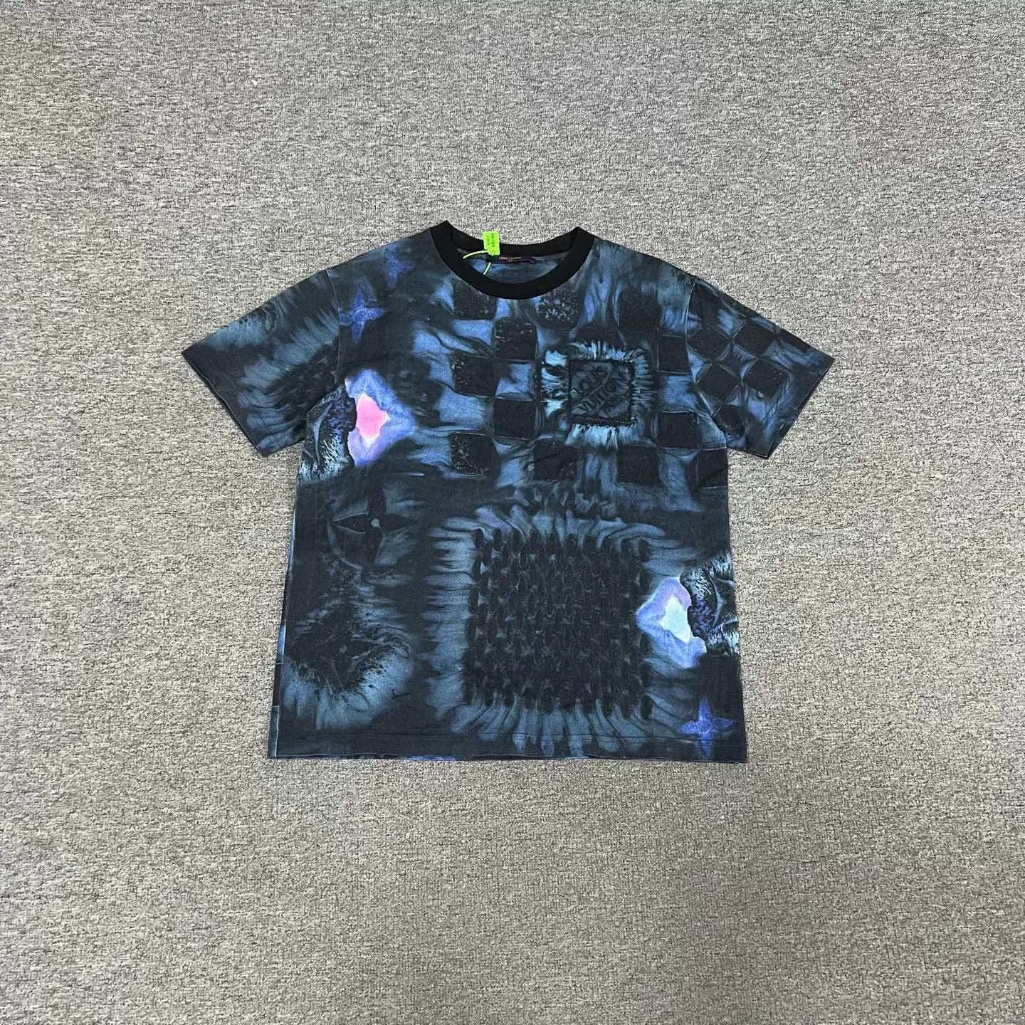 Louis Vuitton Louis Vuitton Blue Digital Tie-Dye T-Shirt Size US M / EU 48-50 / 2 - 1 Thumbnail