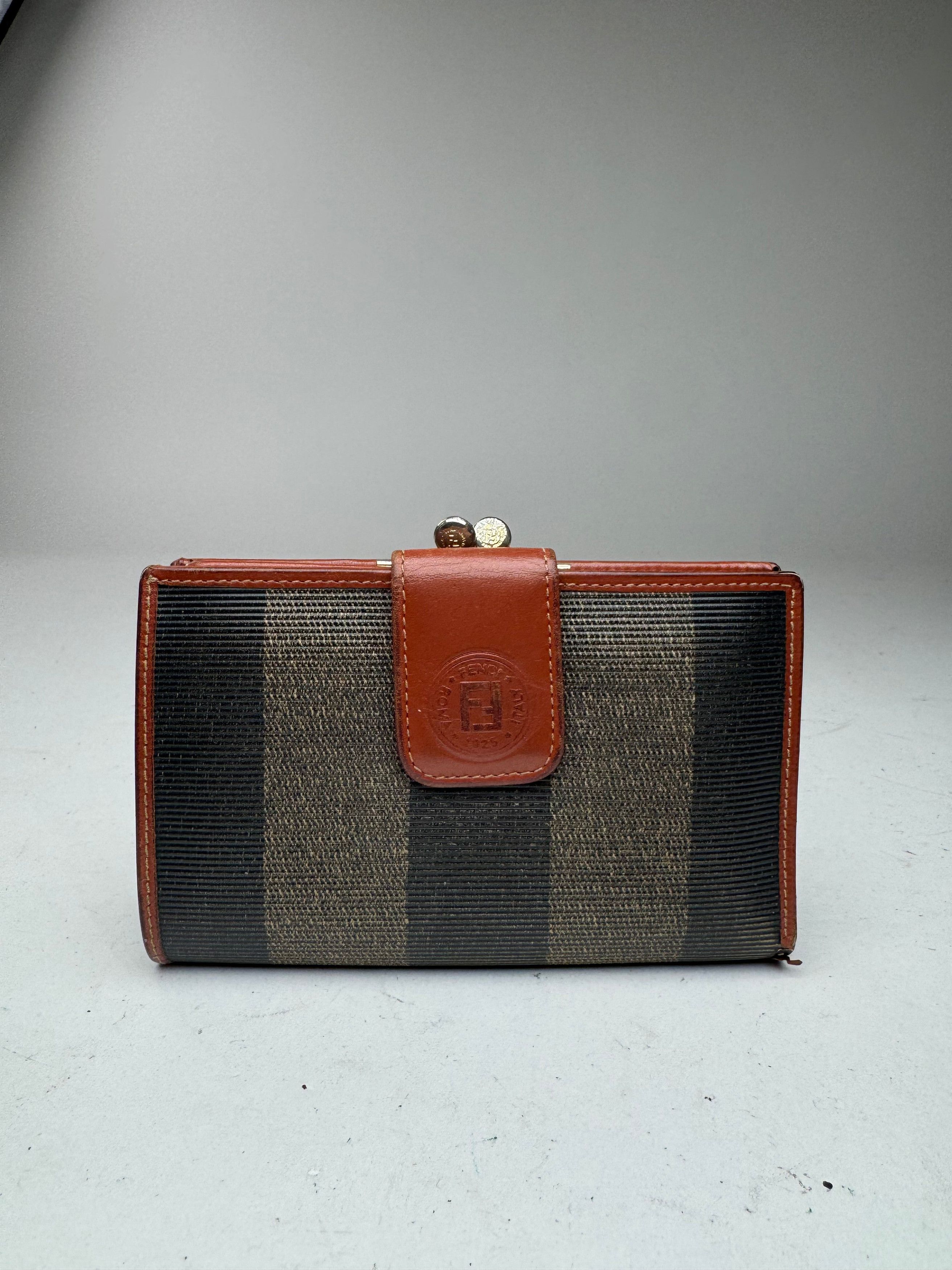 Fendi Vintage Roma Striped Leather wallet brown black grey Size ONE SIZE - 1 Thumbnail
