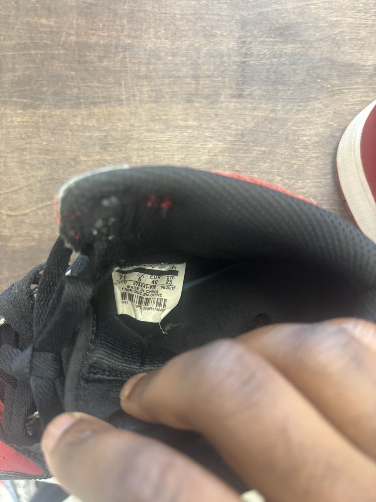Jordan Brand Air Jordan 1 Retro High OG “Bred Toe” – Size 7 Size US 7 / EU 40 - 6 Thumbnail