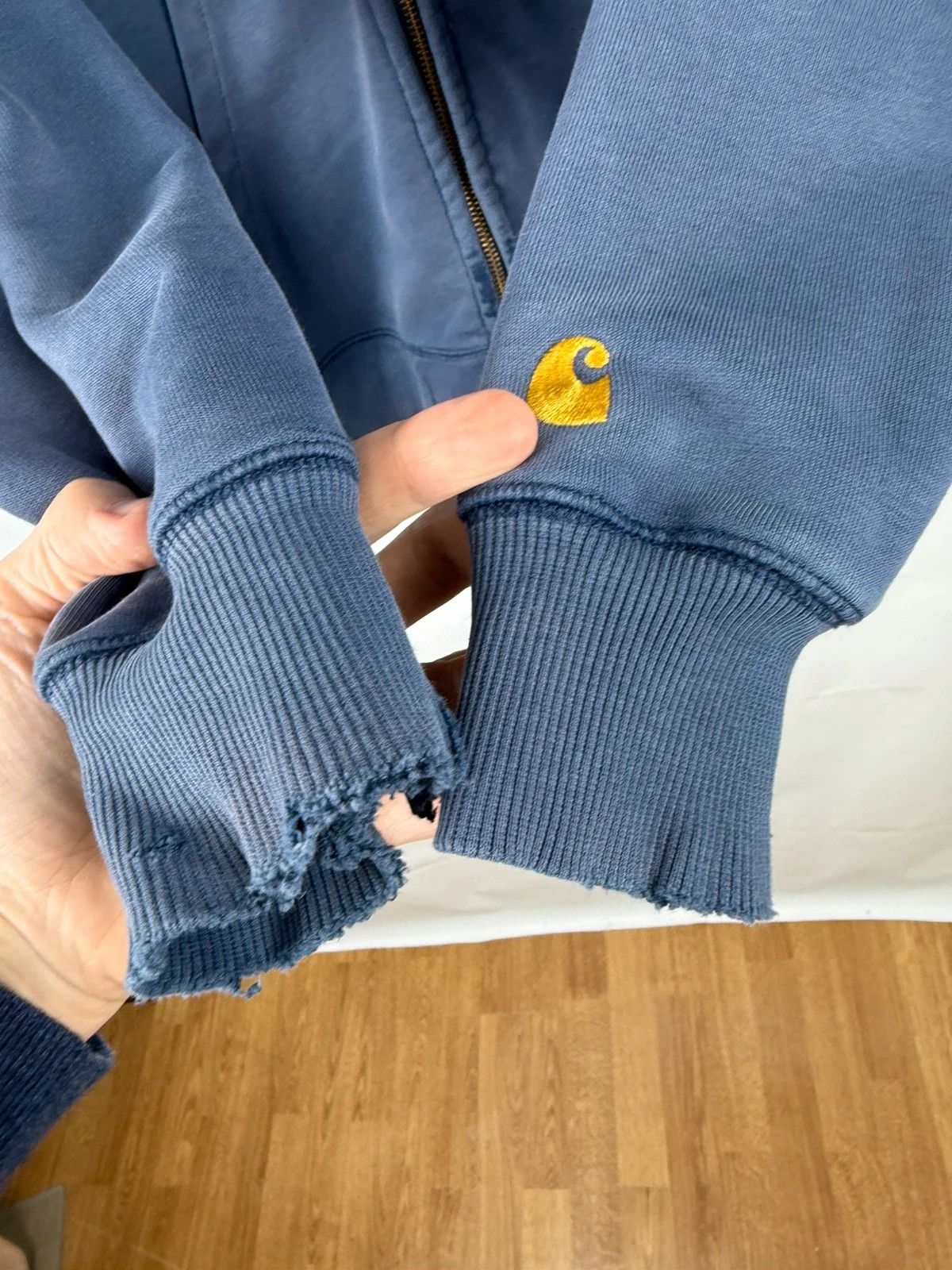 Carhartt Wip Carhartt Chase Zip Hoodie Destroyed Sun Faded size L Size US L / EU 52-54 / 3 - 8 Thumbnail