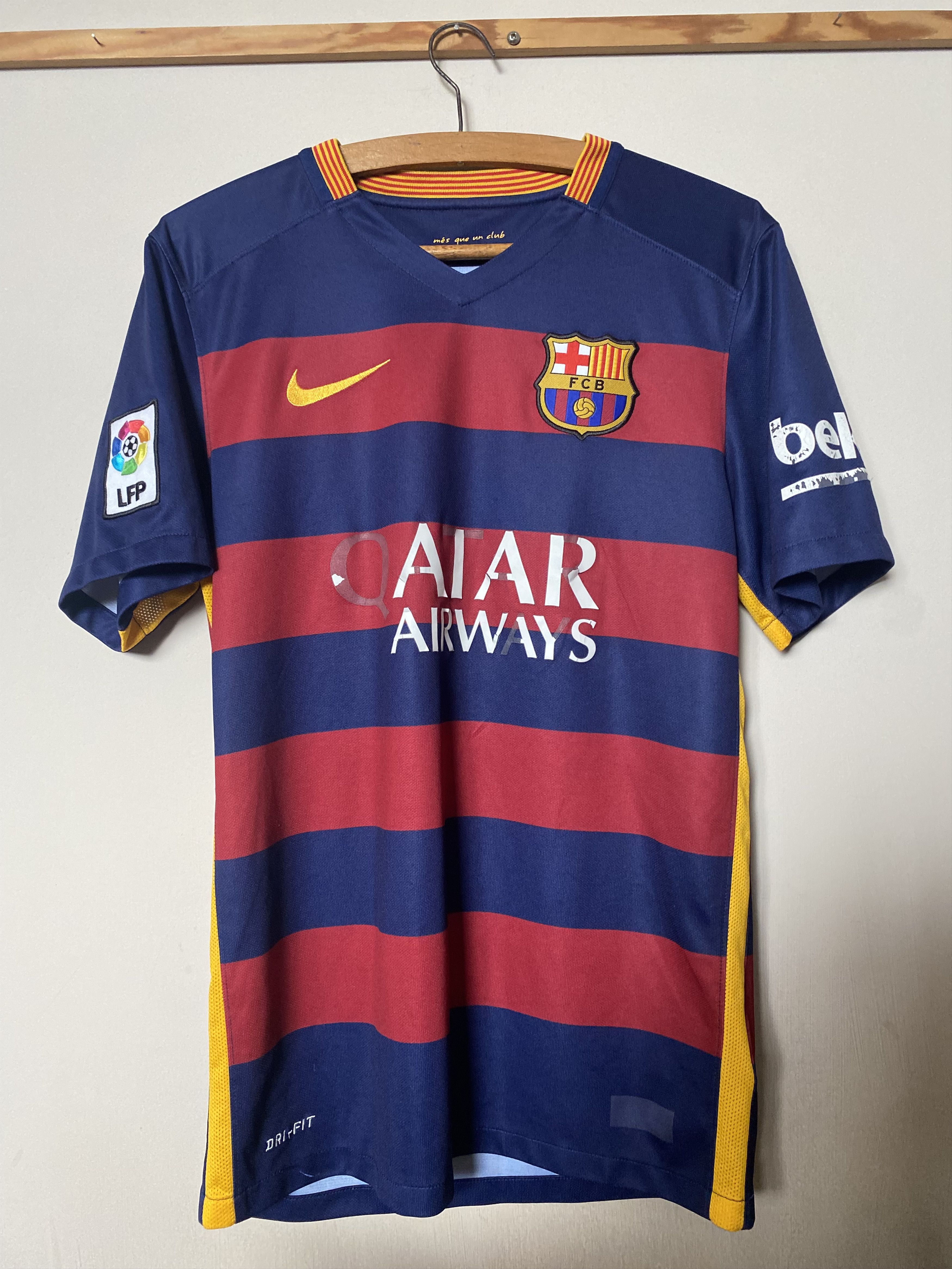 Nike F.C. BARCELONA #8 ALBA - 2015 - 2016 - S/M - Nike - UNIQUE Size US S / EU 44-46 / 1 - 2 Thumbnail