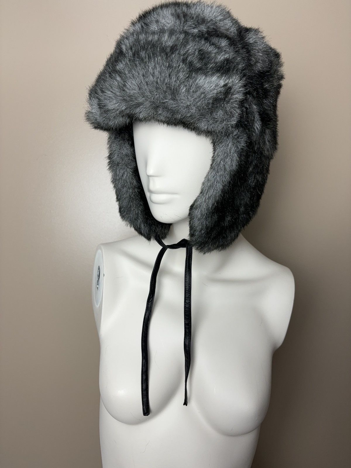 Vintage Fluffy ushanka faux fur vintage hat Size ONE SIZE - 5 Thumbnail