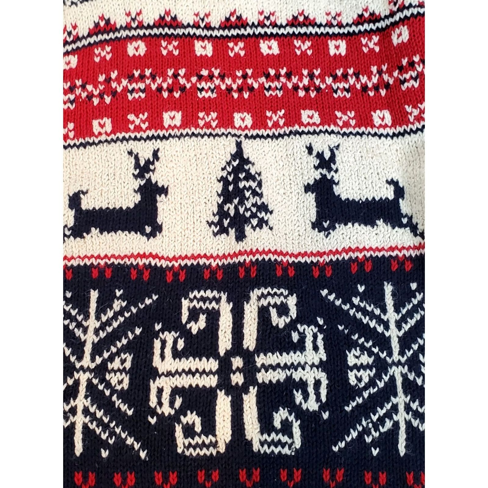 Vintage VTG Woolrich Holiday Cardigan Sweater Red White Blue Snowflake Buttons Size S Size S / US 4 / IT 40 - 4 Thumbnail