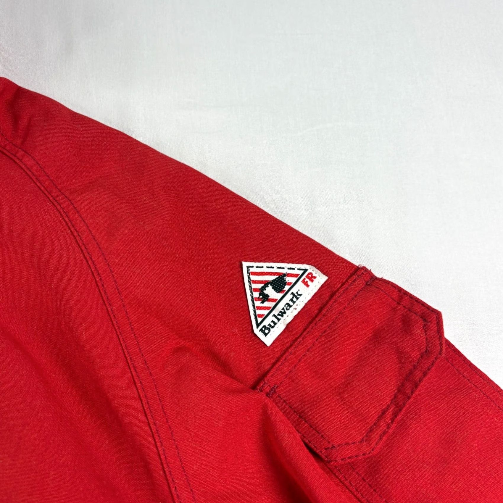 Vintage Bulwark Jacket Mens 2XL Red Flame Resistant Full Zip Workwear Size US XXL / EU 58 / 5 - 5 Thumbnail