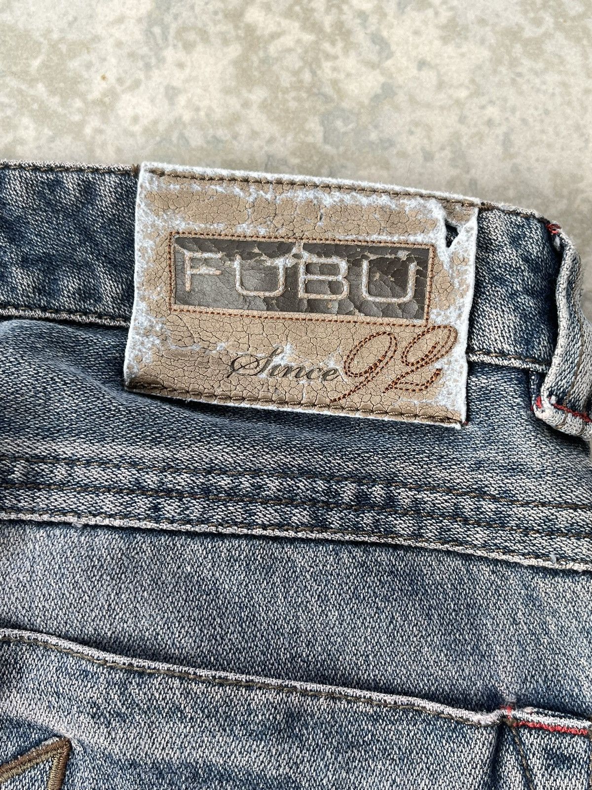 Fubu FUBU Vintage Y2K Jeans Embroidered Streetwear Hip Hop 90s Size US 30 / EU 46 - 11 Thumbnail