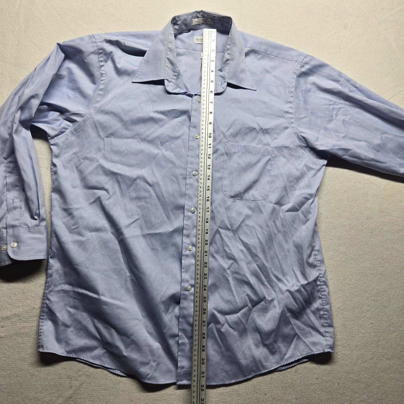 Van Heusen Van Heusen Solid Blue Long Sleeve Button Up Shirt Adult Men's Size 17.5 34/35 Size US XL / EU 56 / 4 - 6 Thumbnail