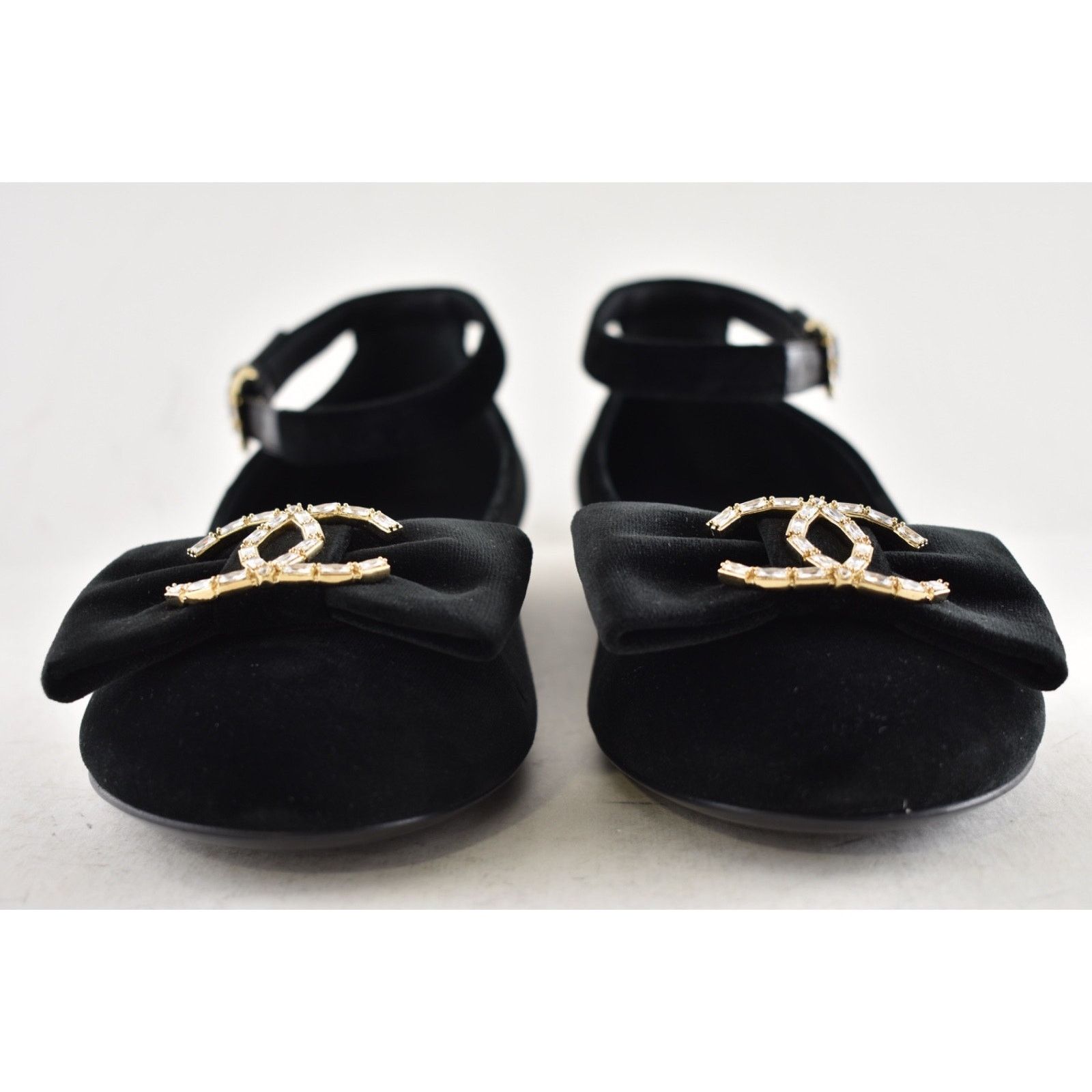 Chanel Chanel Black Velvet Crystal CC Bow Ankle Strap Flat 38.5 Size US 8.5 / IT 38.5 - 12 Thumbnail