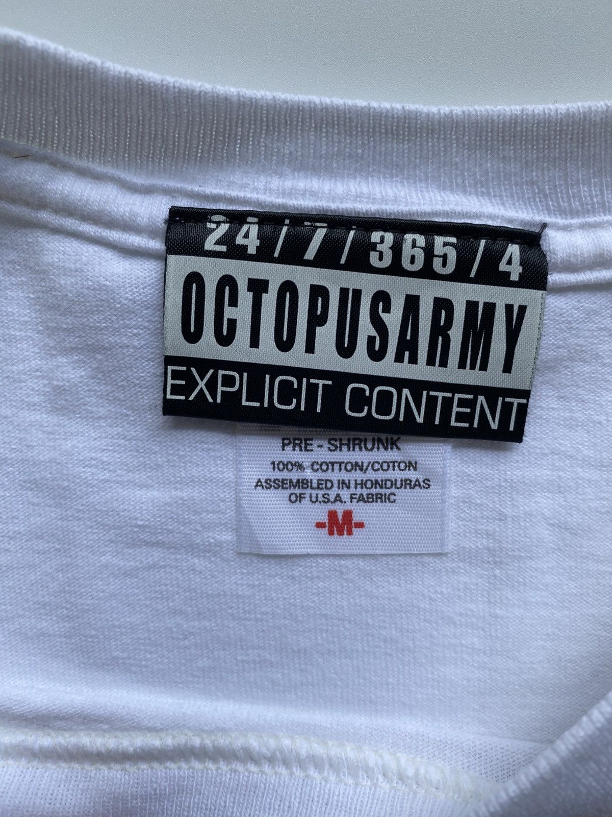 Other Vintage SPADE Street Graffiti X Octpus Army tee Size US M / EU 48-50 / 2 - 3 Thumbnail