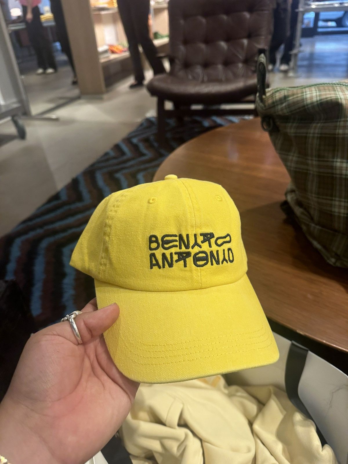 Zara Bad Bunny (Benito Antonio) x Zara Washed Logo Embroidery Cap Size ONE SIZE - 1 Thumbnail