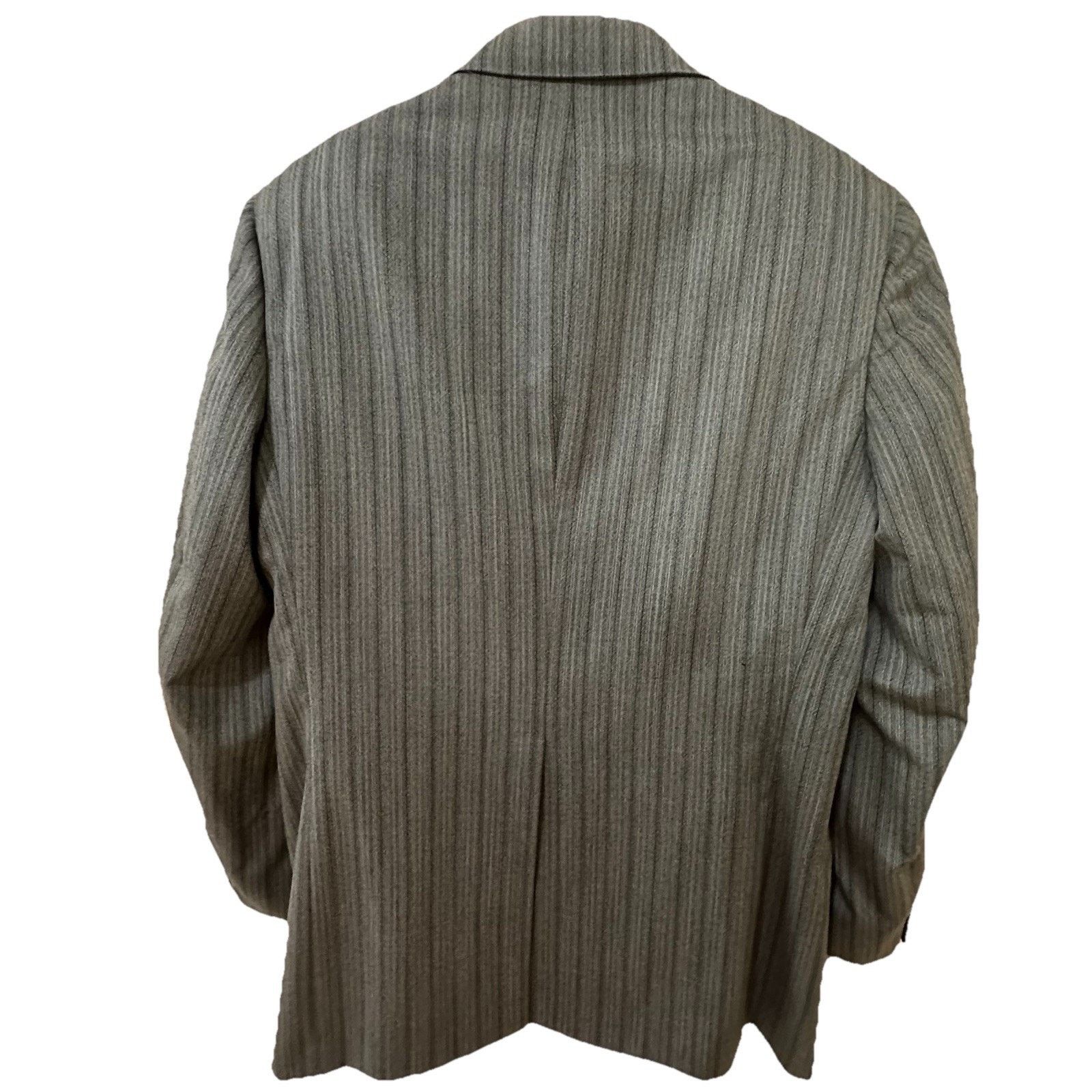 Christian Dior Monsieur VTG Christian Dior Monsieur 40R Blazer 100% Virgin Wool Size 40R - 2 Thumbnail