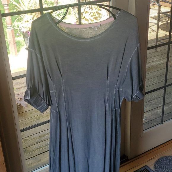 Anthropologie Anthropologie Holding Horses Grey Short Sleeve Side Cut Sz. Size XS / US 0-2 / IT 36-38 - 3 Thumbnail