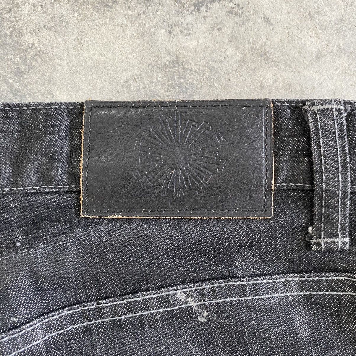 Tornado Mart 2000’s Tornado Mart Made In Japan Curved Leg Denim Jeans Size US 30 / EU 46 - 17 Thumbnail
