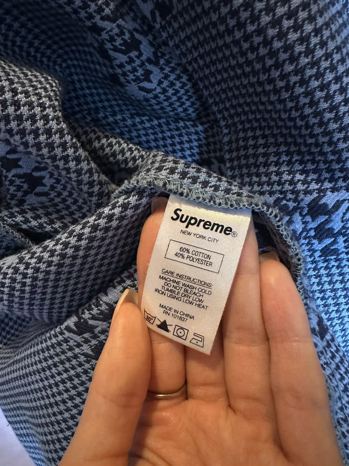 Supreme Supreme Houndstooth Logos Snap Front Jacket Size US M / EU 48-50 / 2 - 4 Thumbnail