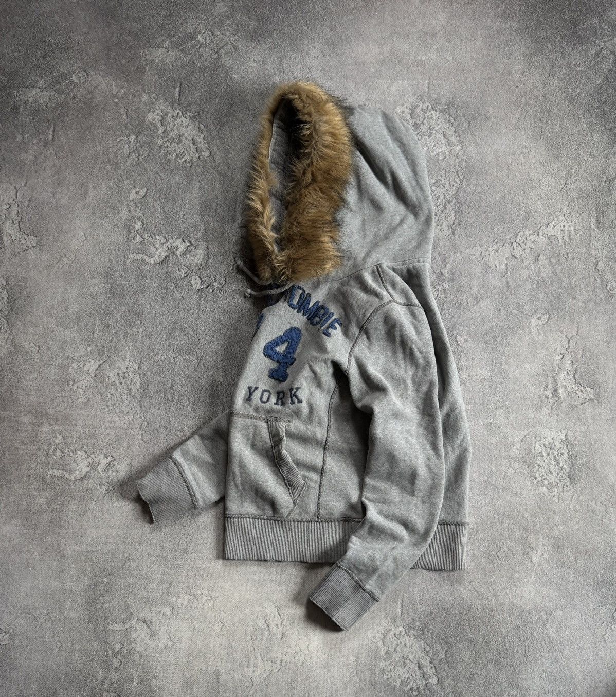 Abercrombie & Fitch Abercrombie & Fitch Y2K Fur Faux hoodie if six was nine LGB Size S / US 4 / IT 40 - 15 Thumbnail