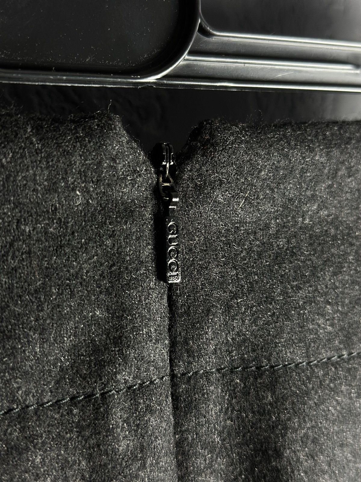 Gucci × Tom Ford Gucci Tom Ford Wool Skirt Luxury Size 27" / US 4 / IT 40 - 9 Thumbnail
