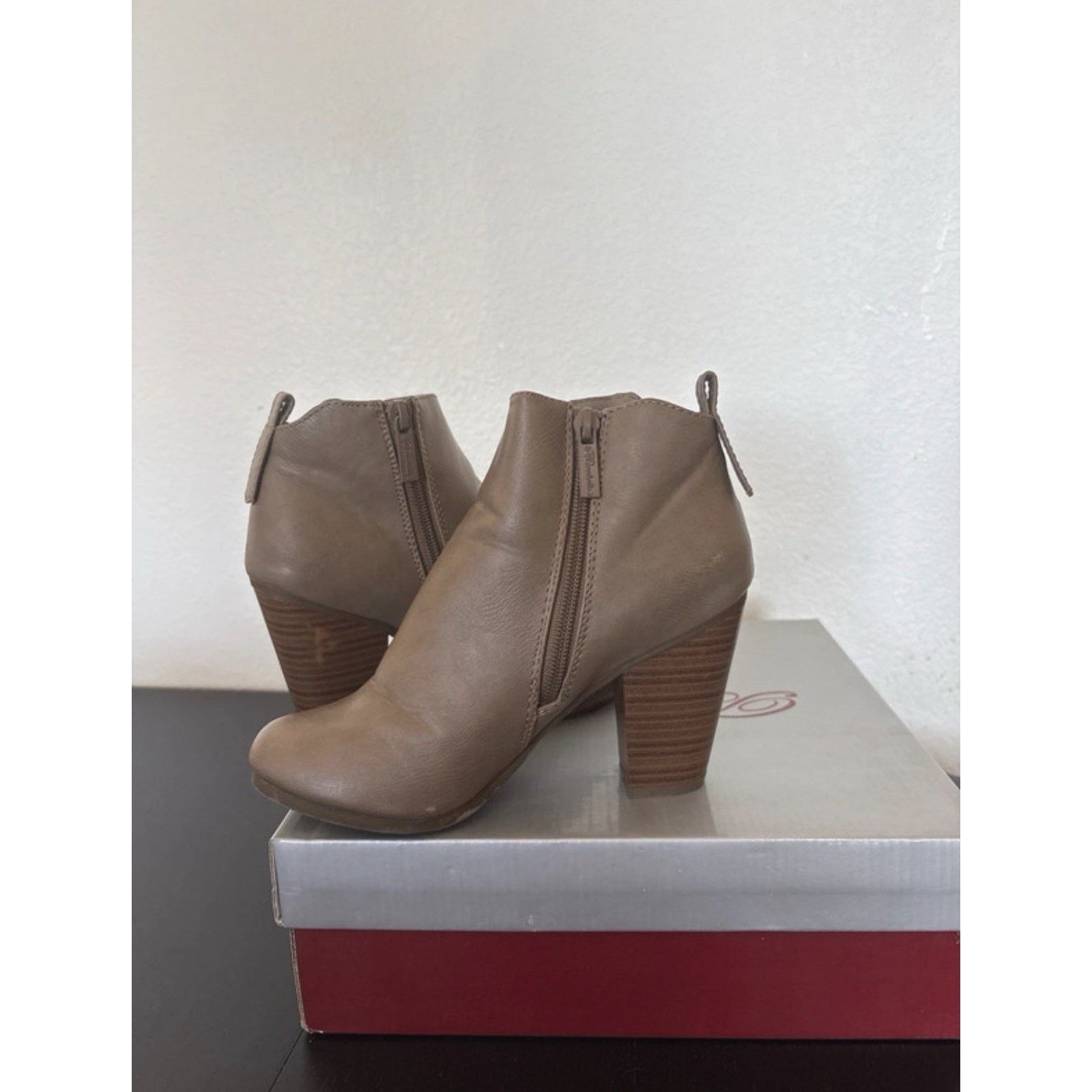 Other Breckelle’s Gail Size 6 Taupe Booties W/ Chunky Heel Size US 6 / IT 36 - 5 Thumbnail