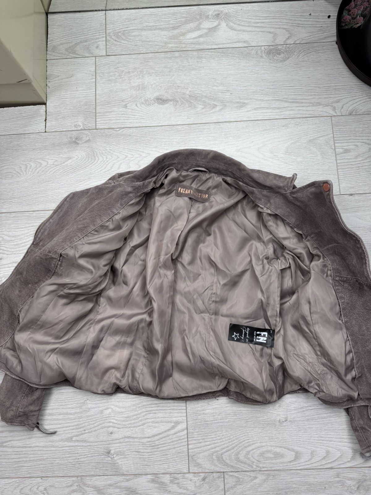 Japanese Brand × Vintage Vintage Freaky Nation Brown Woman Leather Jacket Size L / US 10 / IT 46 - 9 Thumbnail