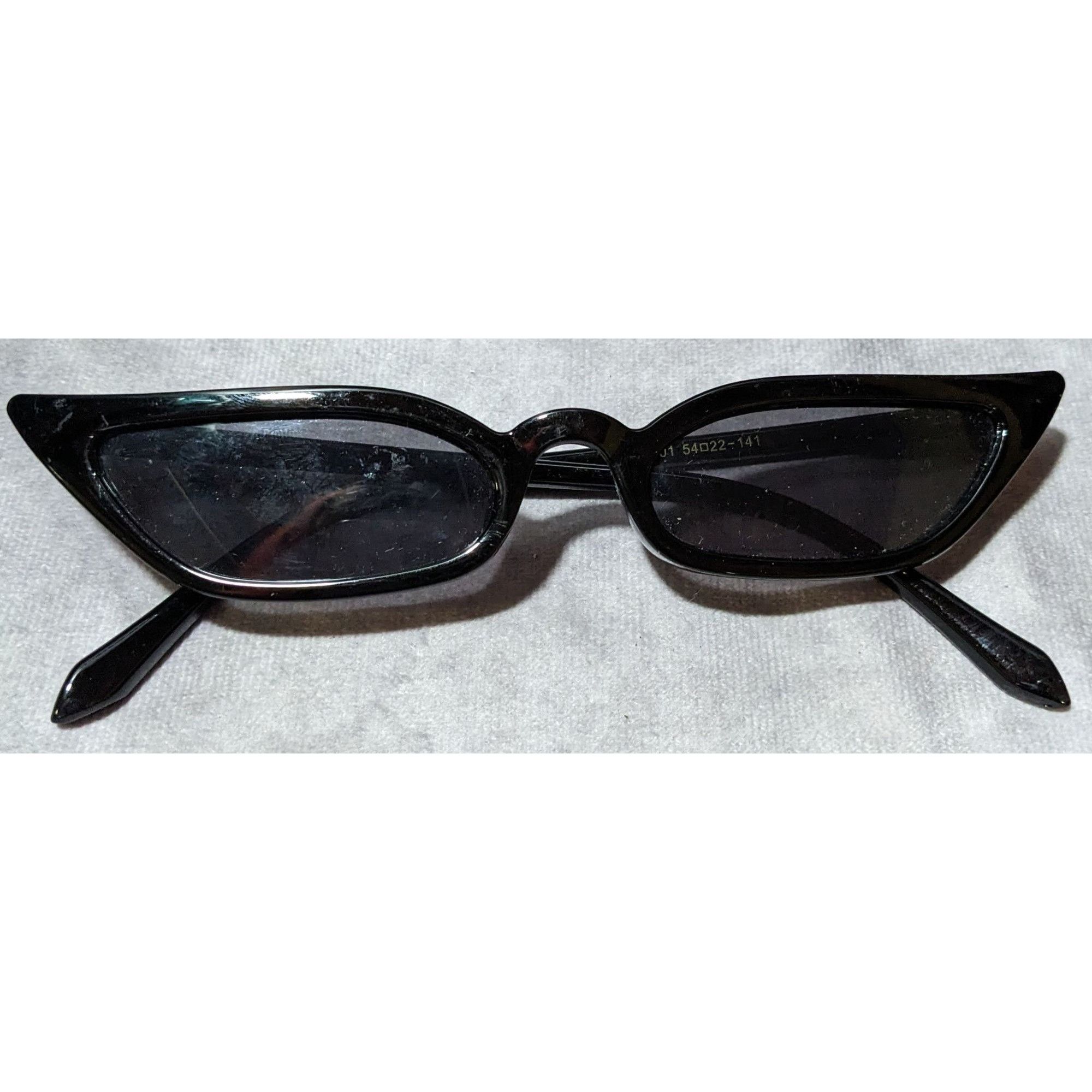 Other W&Y Ying Gothic Thin Cateye Vampire Sunglasses Size ONE SIZE - 4 Thumbnail