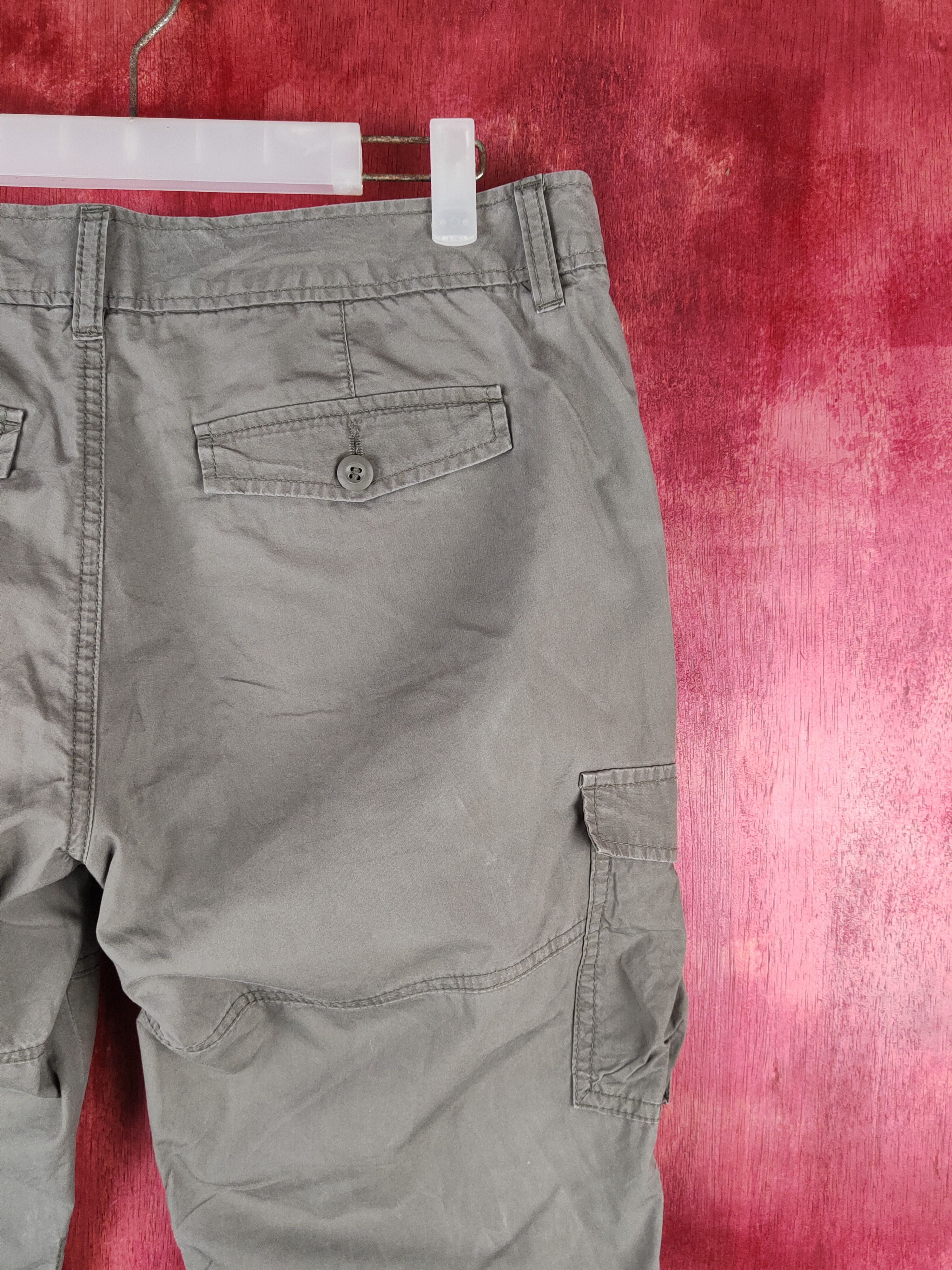 Japanese Brand × Uniqlo Uniqlo Olive Multipocket Tactical Half Pants #S1511 Size 30" / US 8 / IT 44 - 10 Thumbnail