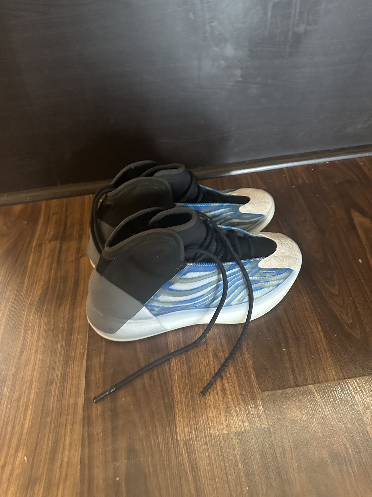 Kanye West × Yeezy Adidas Yeezy QNTM basketball sneaker frozen blue Size US 9.5 / EU 42-43 - 3 Thumbnail