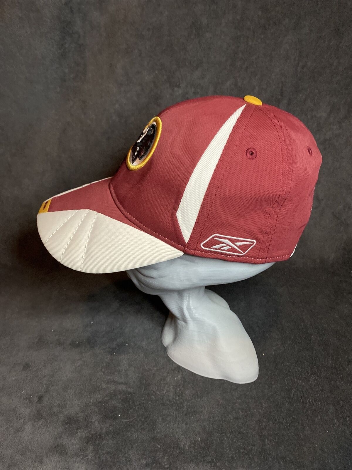 NFL Clinton Portis Autographed Washington Redskins Hat M/L Size ONE SIZE - 3 Thumbnail