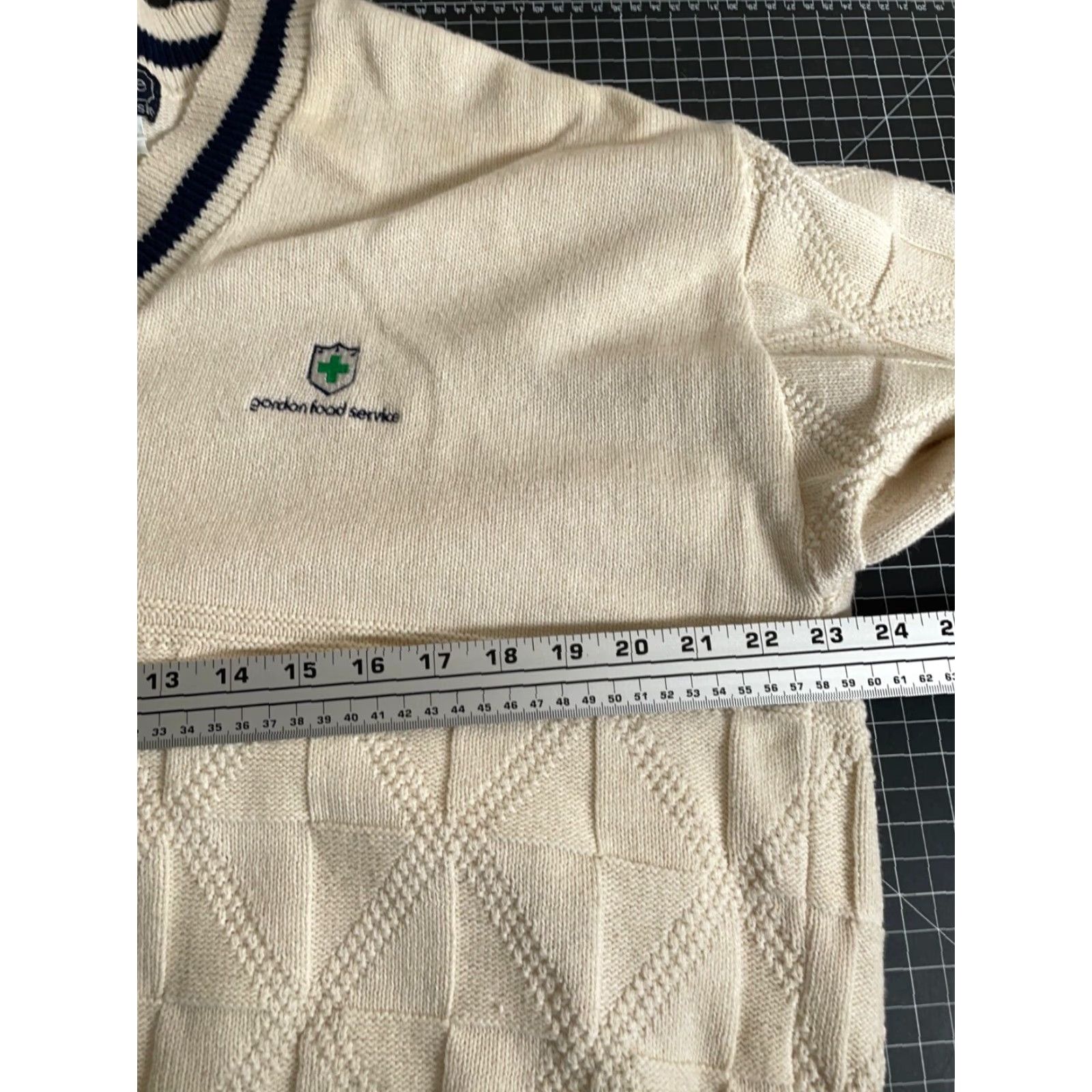 Vintage VINTAGE Vantage Cotton Sweater Men's XL V-Neck Knit Pullover Casual Autumn Winter Ivory Embroidered 90s Size US XL / EU 56 / 4 - 5 Thumbnail