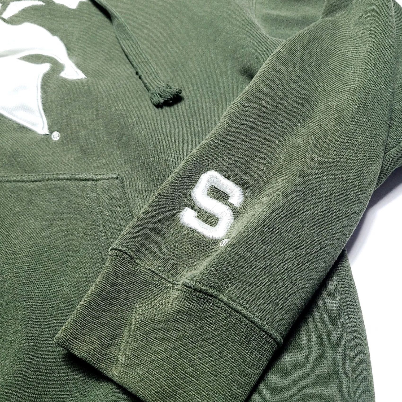 Vintage VINTAGE E5 Michigan State Spartans Hoodie Adult Small Green MSU Faded 90s College University Logo Pullover Long Sleeve Cotton Mens Size US S / EU 44-46 / 1 - 2 Thumbnail