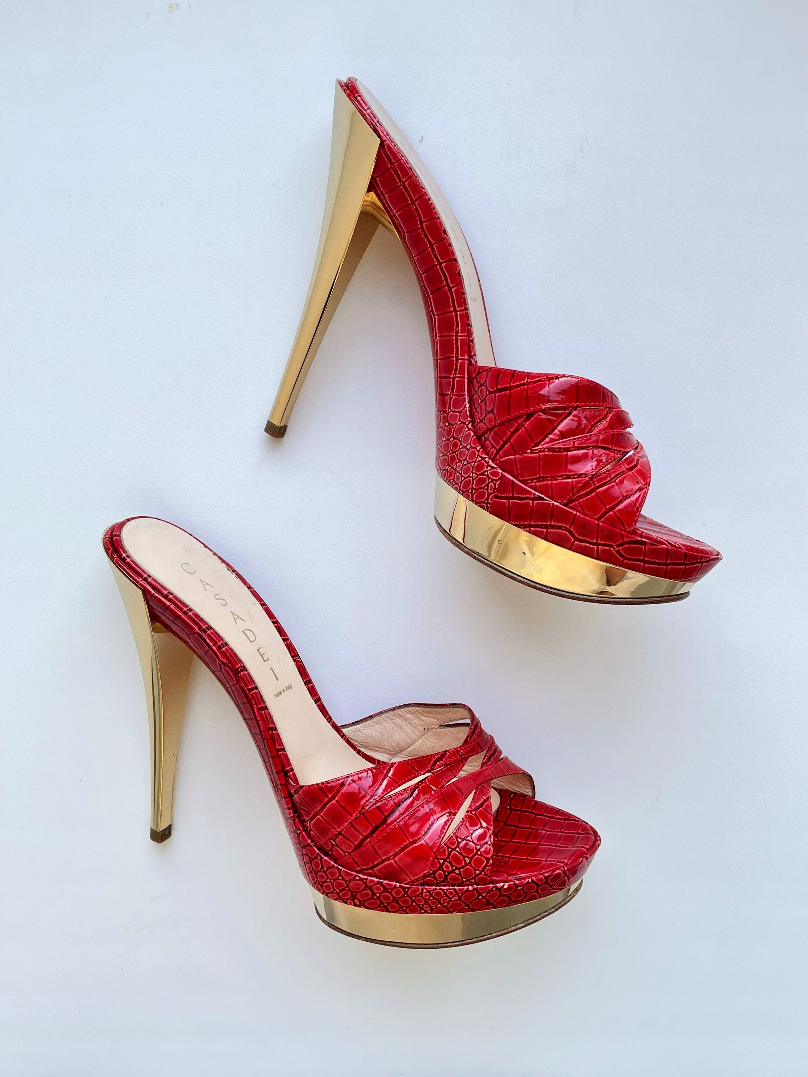 Casadei EUC Casadei 40 Women Mules Platform Gold Stilettos Red Size US 10 / IT 40 - 2 Thumbnail