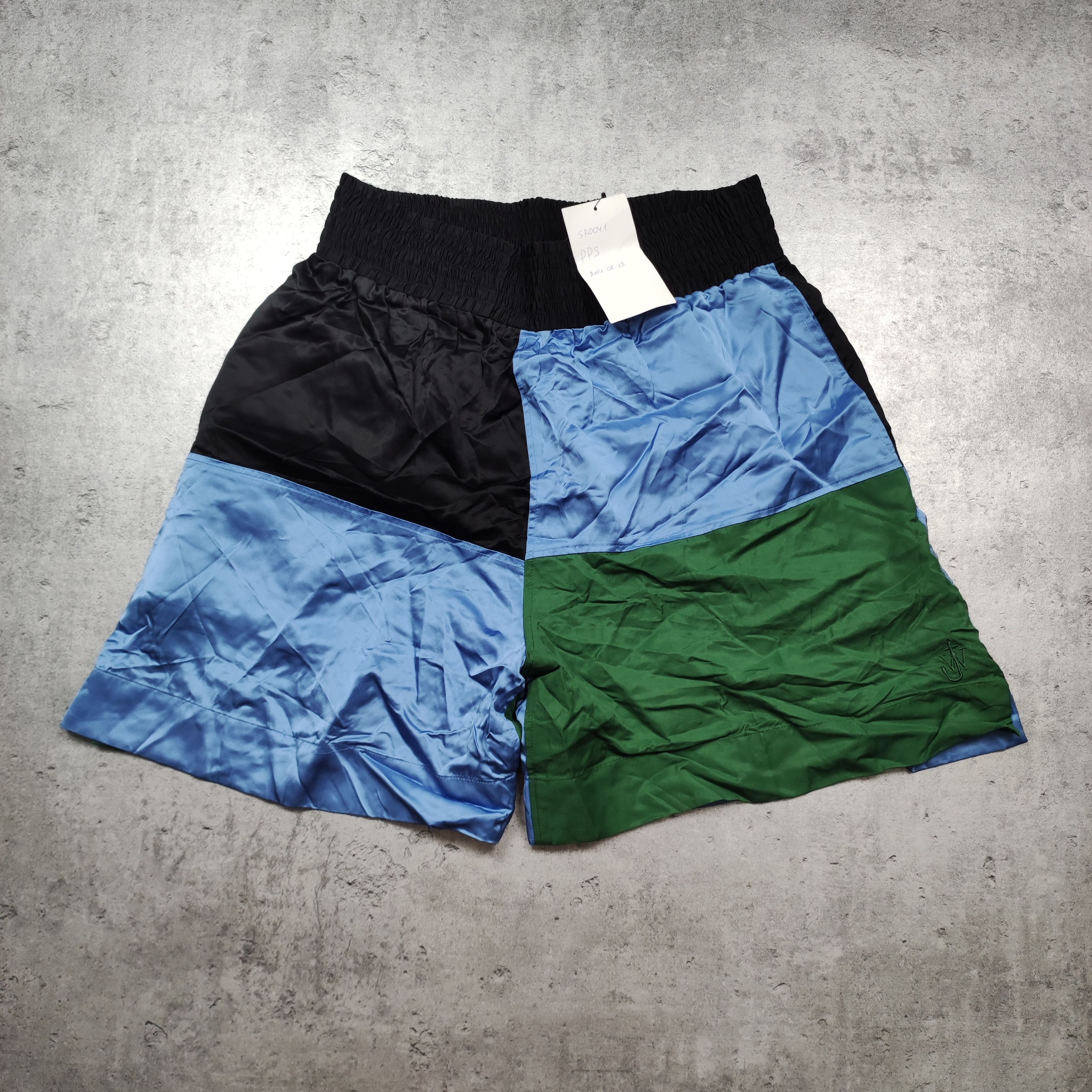JW Anderson 1/1 JW Anderson Runway PPS 18/08/21 Sample Shorts Size 27" / US 4 / IT 40 - 2 Thumbnail