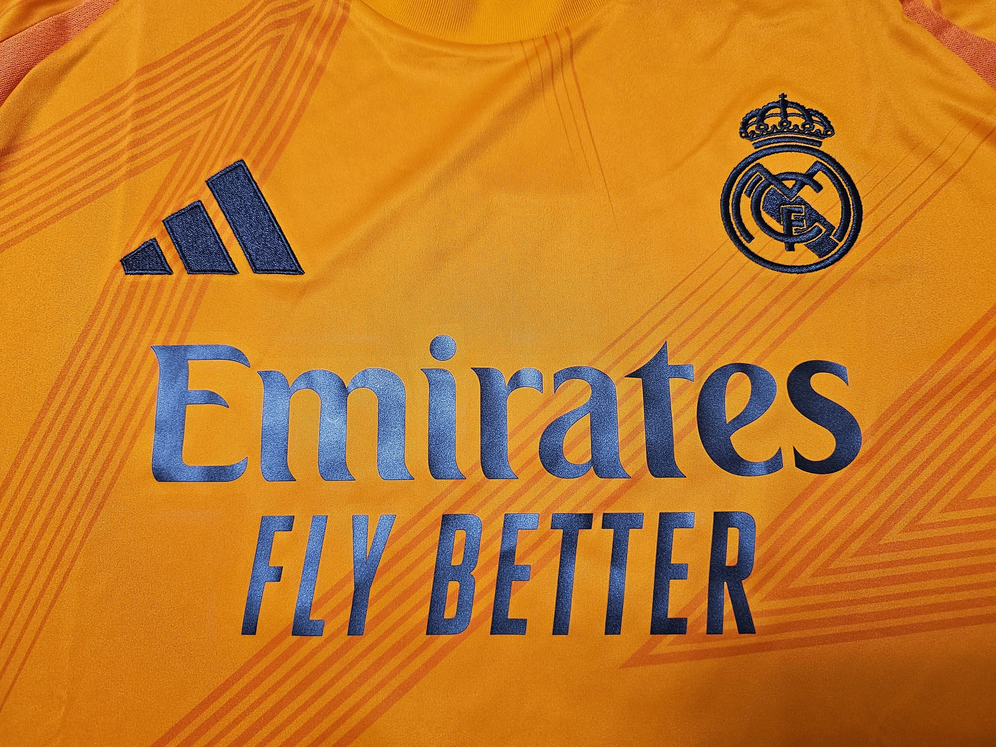 Adidas REAL MADRID 2024 2025 MBAPPE AWAY FOOTBALL SOCCER JERSEY Size US XL / EU 56 / 4 - 3 Thumbnail