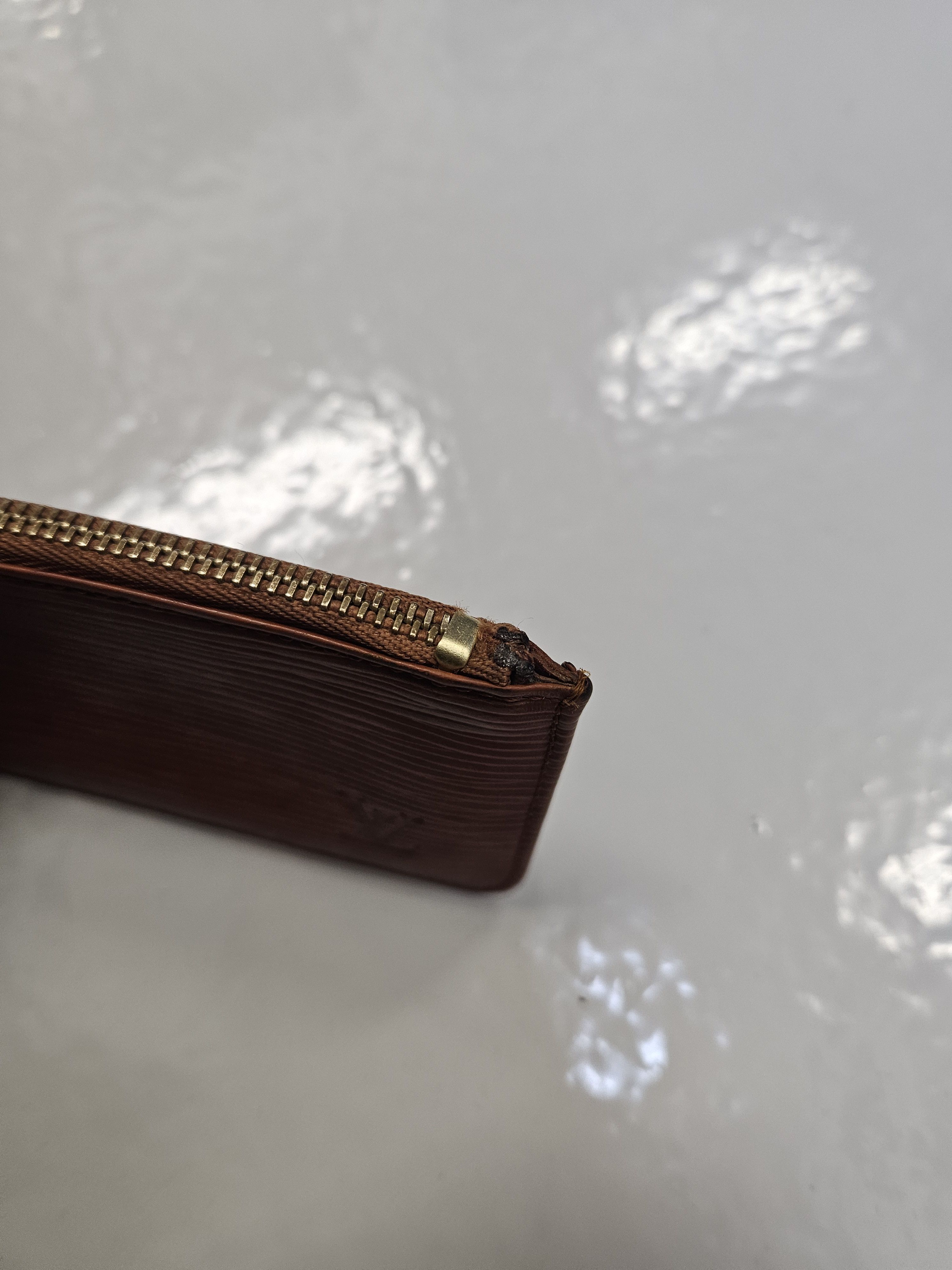 Louis Vuitton Vintage Louis Vuitton epi leather pochette cle Size ONE SIZE - 12 Thumbnail