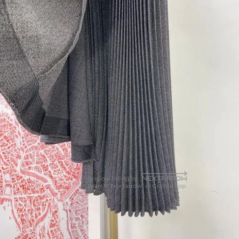 Dior Dior Asymmetrical Gray Wool Midi Skirt . Size 23" - 4 Thumbnail