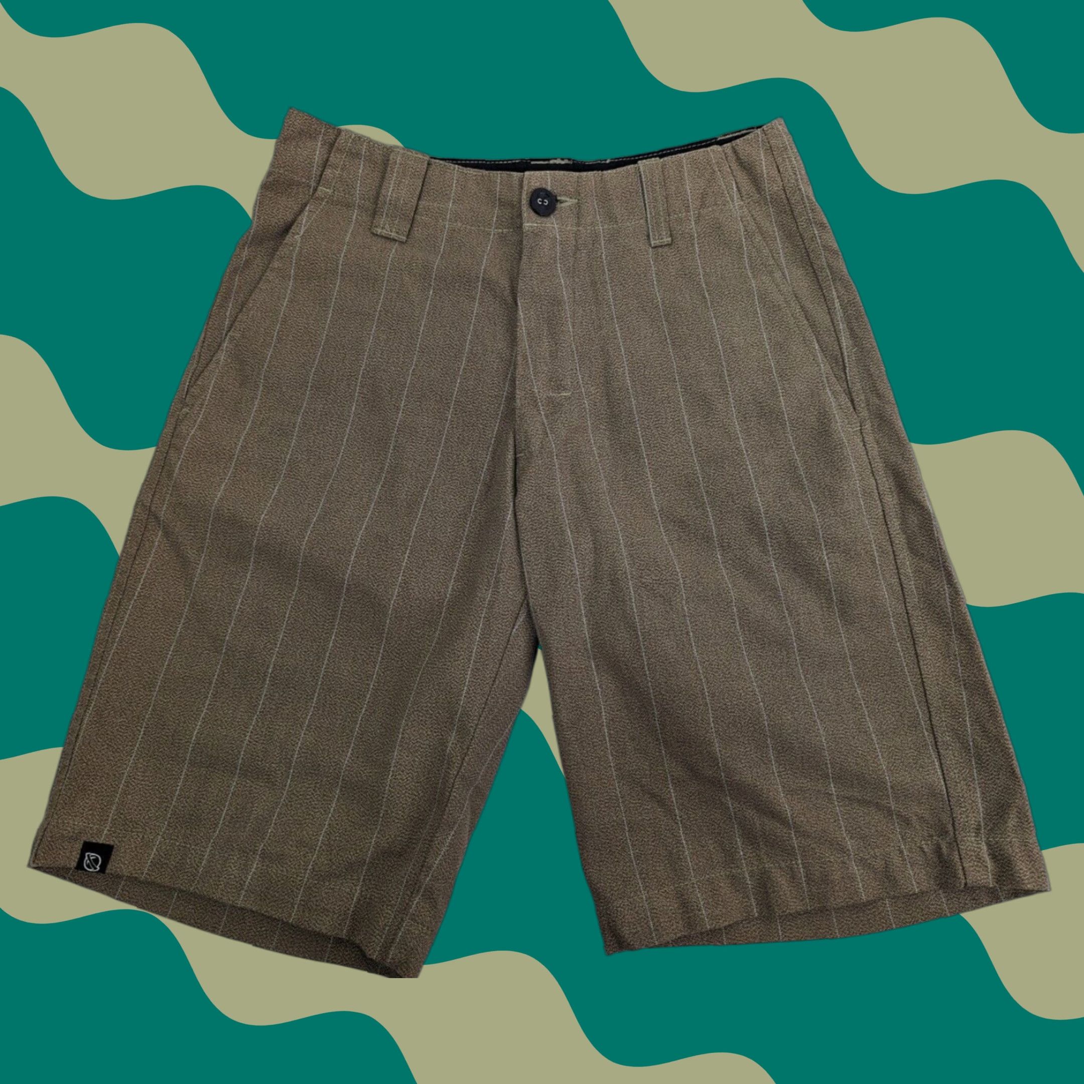 Vintage Lost Mens Stripe Chino Shorts Flat Front 28 Brown 28" Size US 28 / EU 44 - 1 Thumbnail