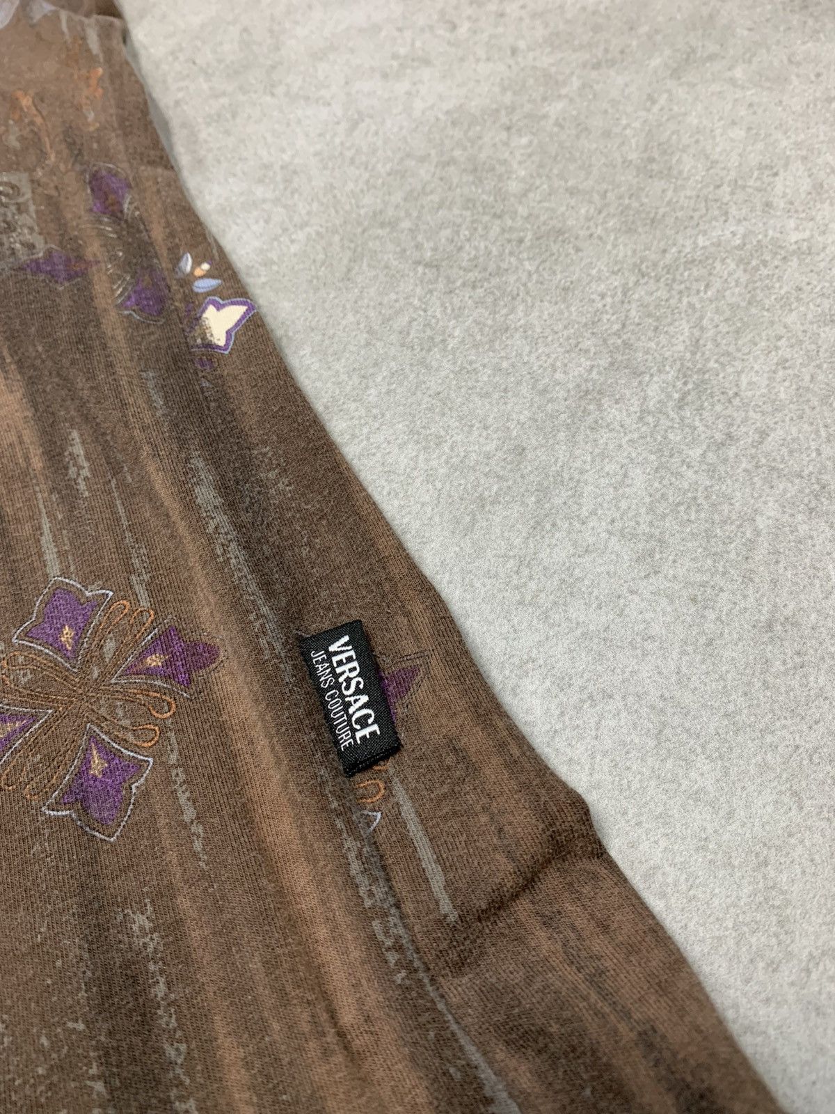 90s / Y2k vintage Rare Versace AOP faded Brown print T-shirt Short Sleeve T Shirts