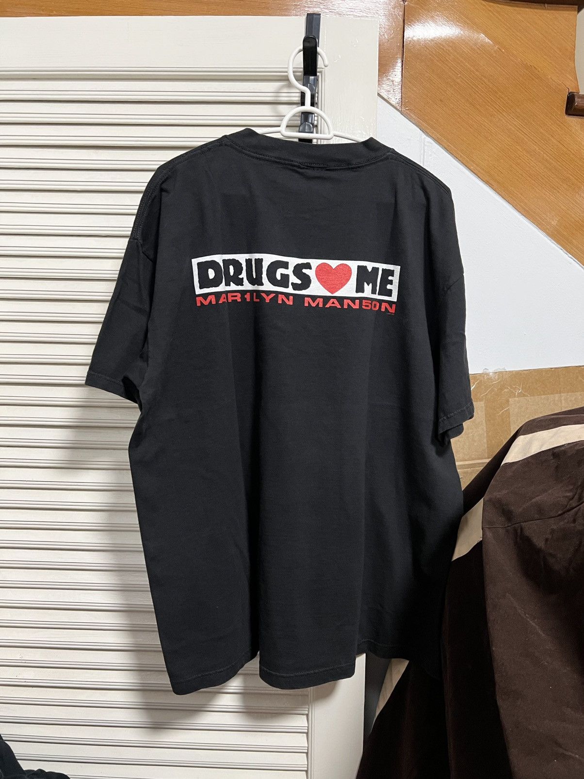 Other Marilyn Manson 1998 Vintage T-Shirt I Love Drugs Size US XL / EU 56 / 4 - 2 Thumbnail