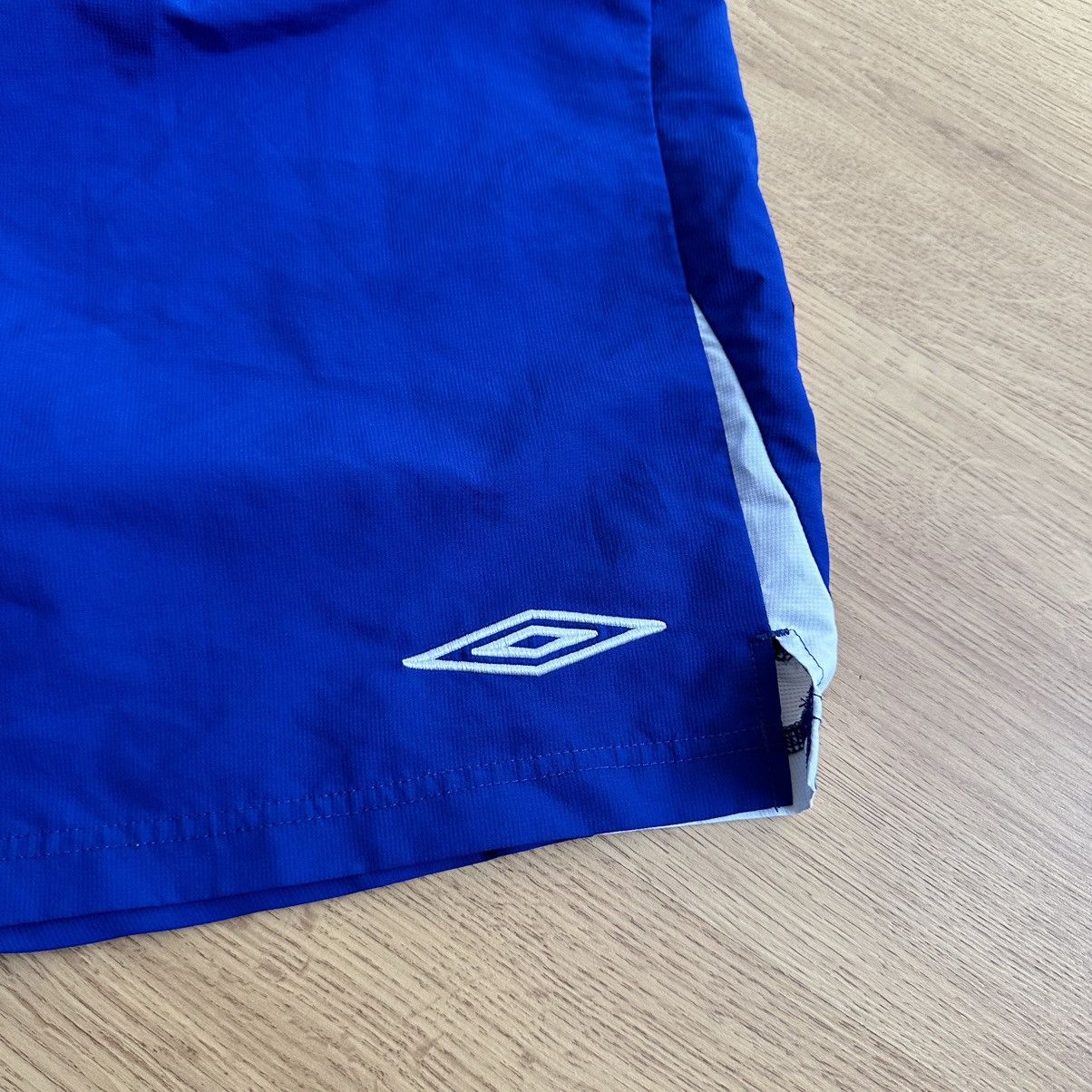 Umbro Vintage Umbro Sunderland FC soccer shorts Size US 35 - 3 Thumbnail