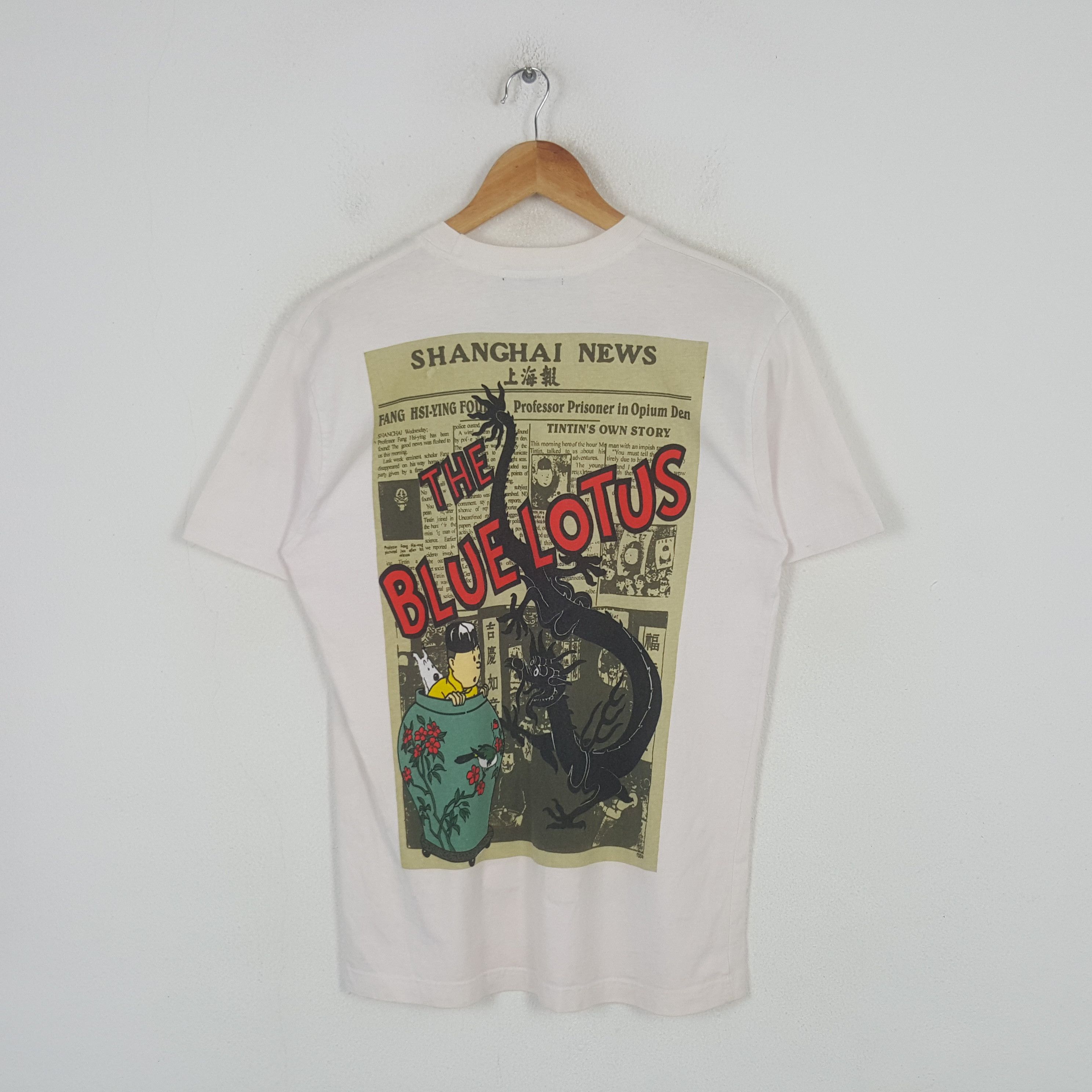Vintage Vintage Tintin The Blue Lotus Cartoon Movie Tshirt C299N47 Size US M / EU 48-50 / 2 - 1 Thumbnail