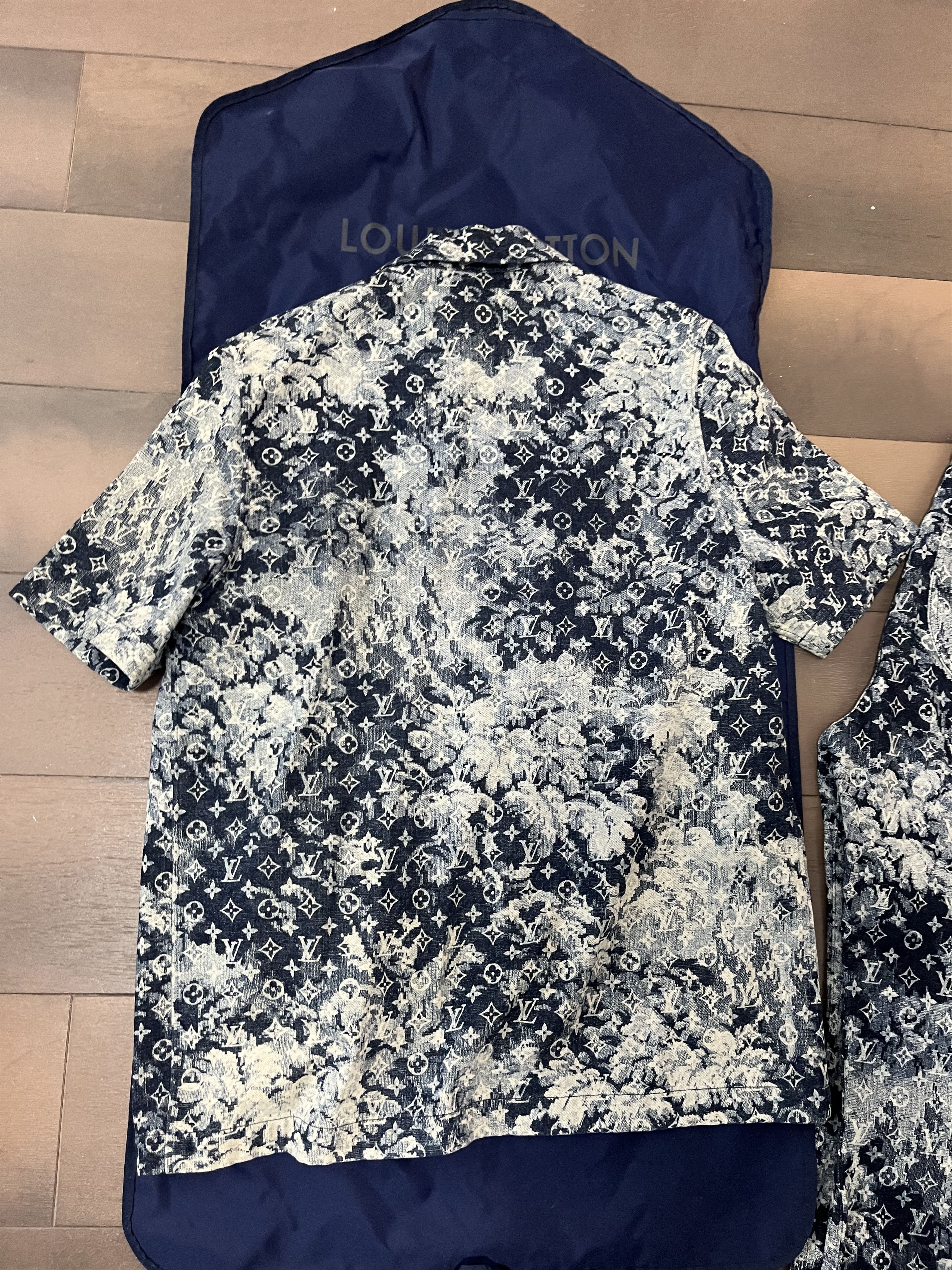 Louis Vuitton Louis Vuitton Tapestry Monogram Denim Shirt Size L Size US L / EU 52-54 / 3 - 7 Thumbnail