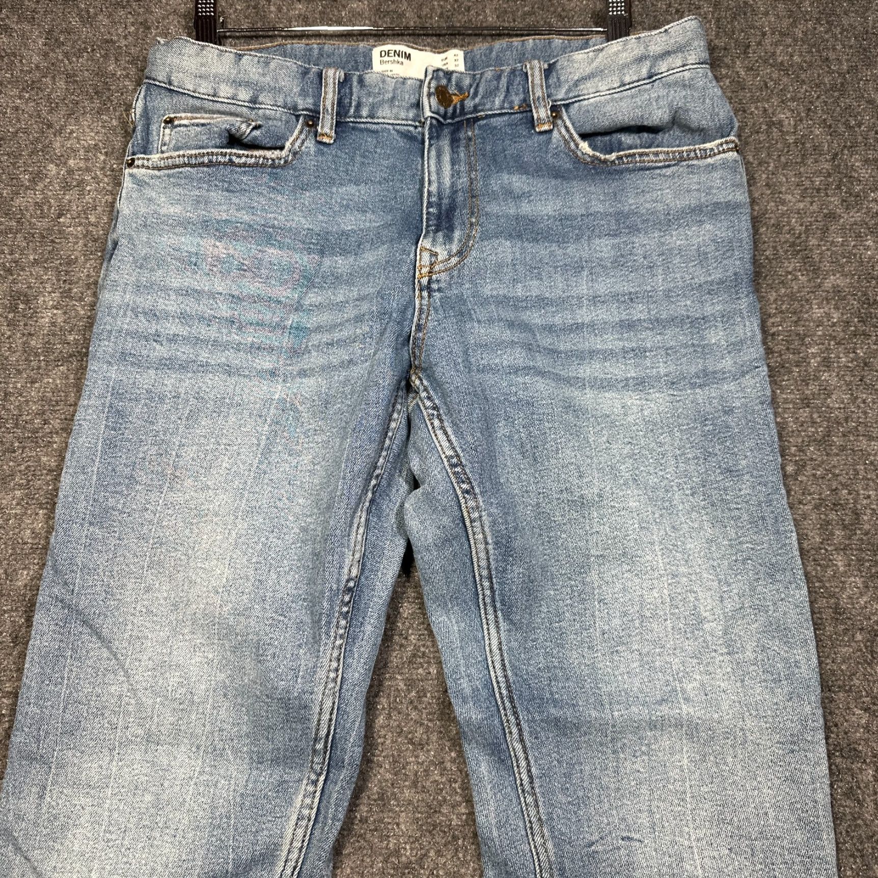 Bershka Bershka Jeans Mens 32 Slim Denim Light Blue 5-Pocket Pockets Zipper Cotton Blend Straight Rise Mid 10-12 Inseam 29 In Jeans Boys Mens Womens Size US 32 / EU 48 - 3 Thumbnail