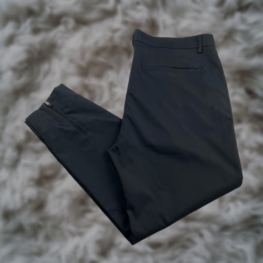 Under 5'10 Men's Performance Chino Pants Flat Front Ankle Zip Black 38x26 Regular 38in Polyester Pockets Zipper Vintage: No?