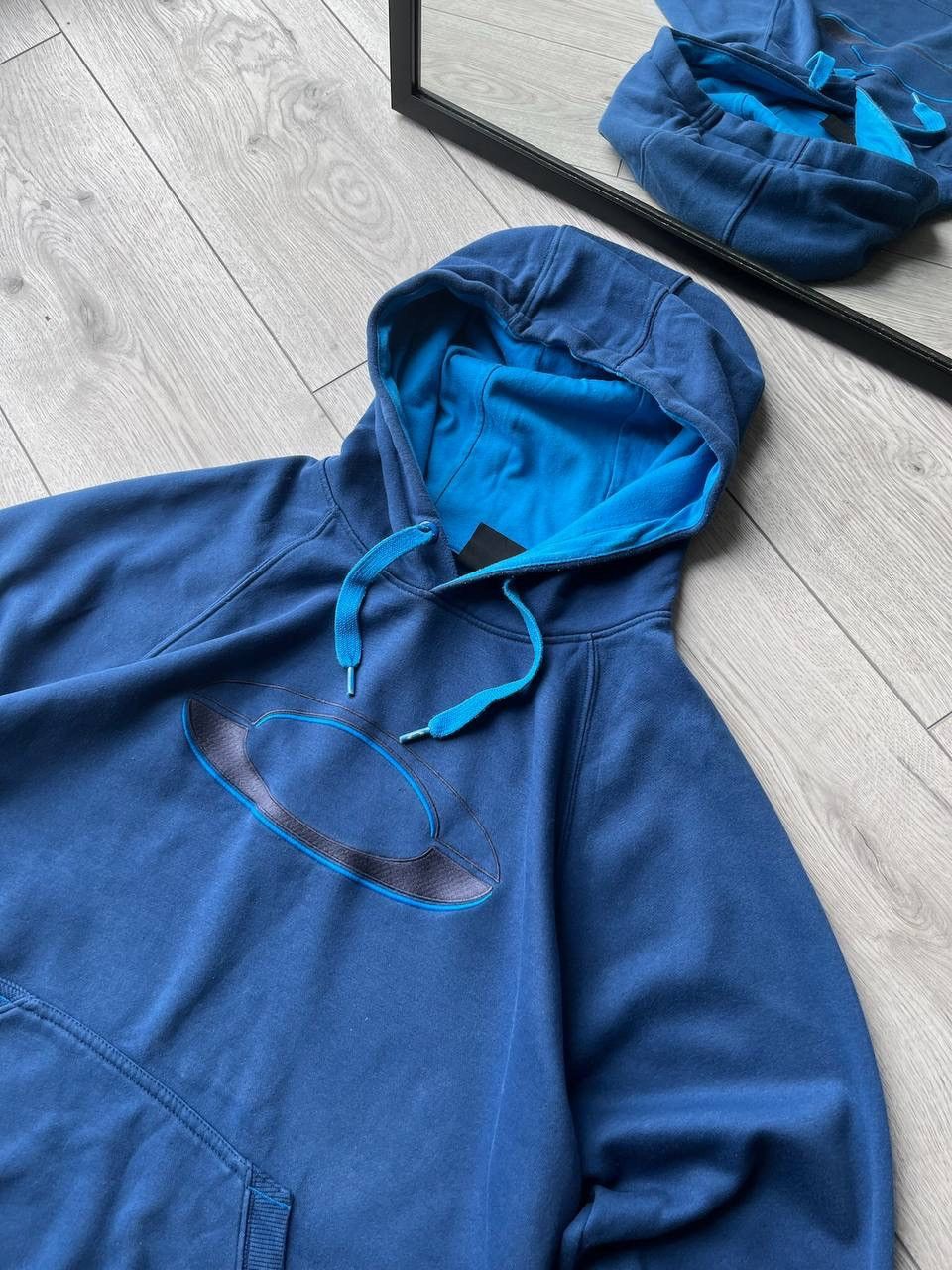 Oakley × Vintage Vintage Oakley Central Logo Boxy Gorpcore Hoodie Y2K M Size US M / EU 48-50 / 2 - 4 Thumbnail