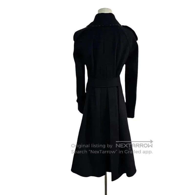 Burberry Burberry Black Wool Women's Coat. Size M / US 6-8 / IT 42-44 - 2 Thumbnail