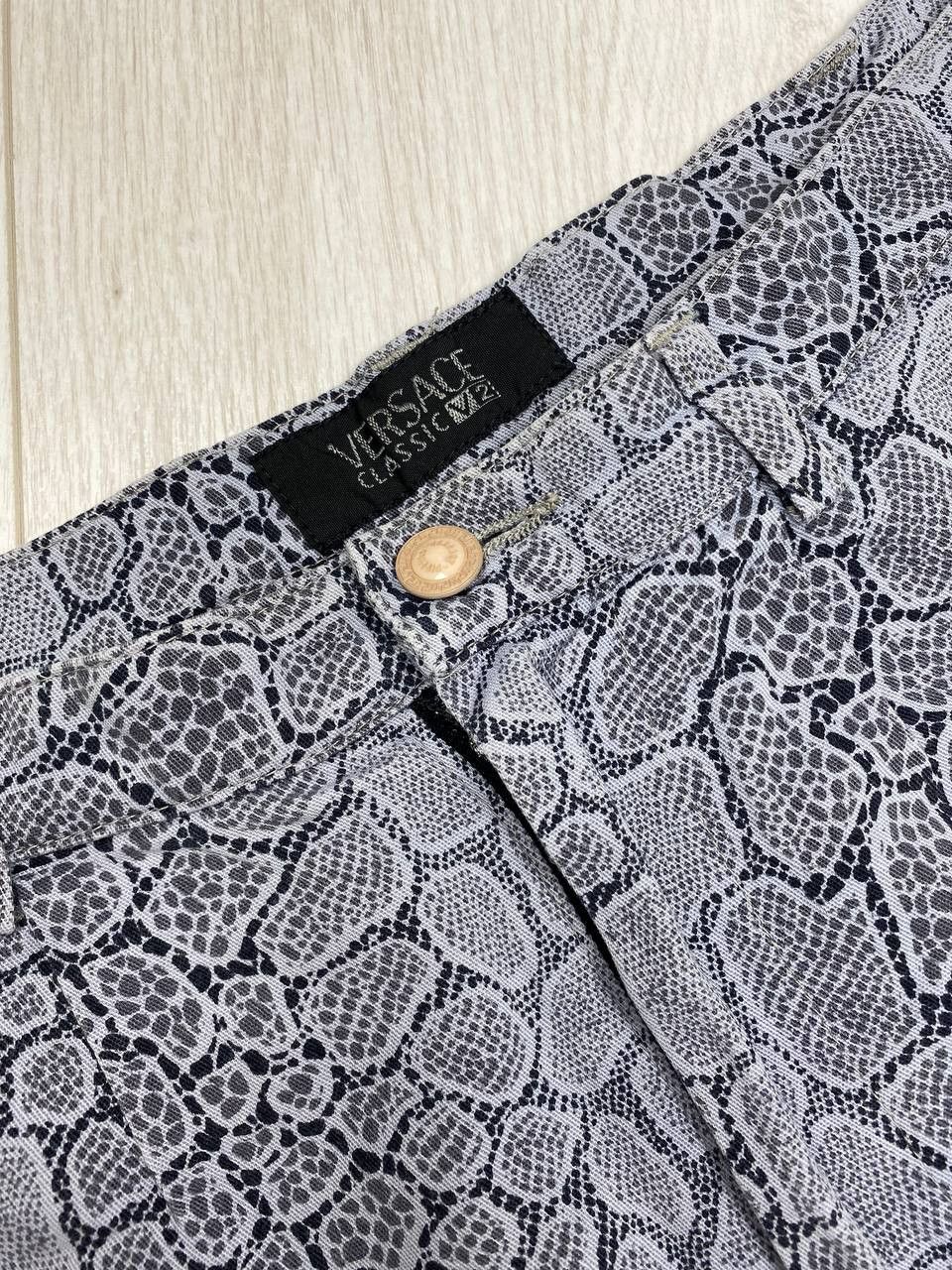 Versace × Versace Jeans Couture × Vintage Vintage Versace Jeans Pants print snake Size 29" - 4 Thumbnail