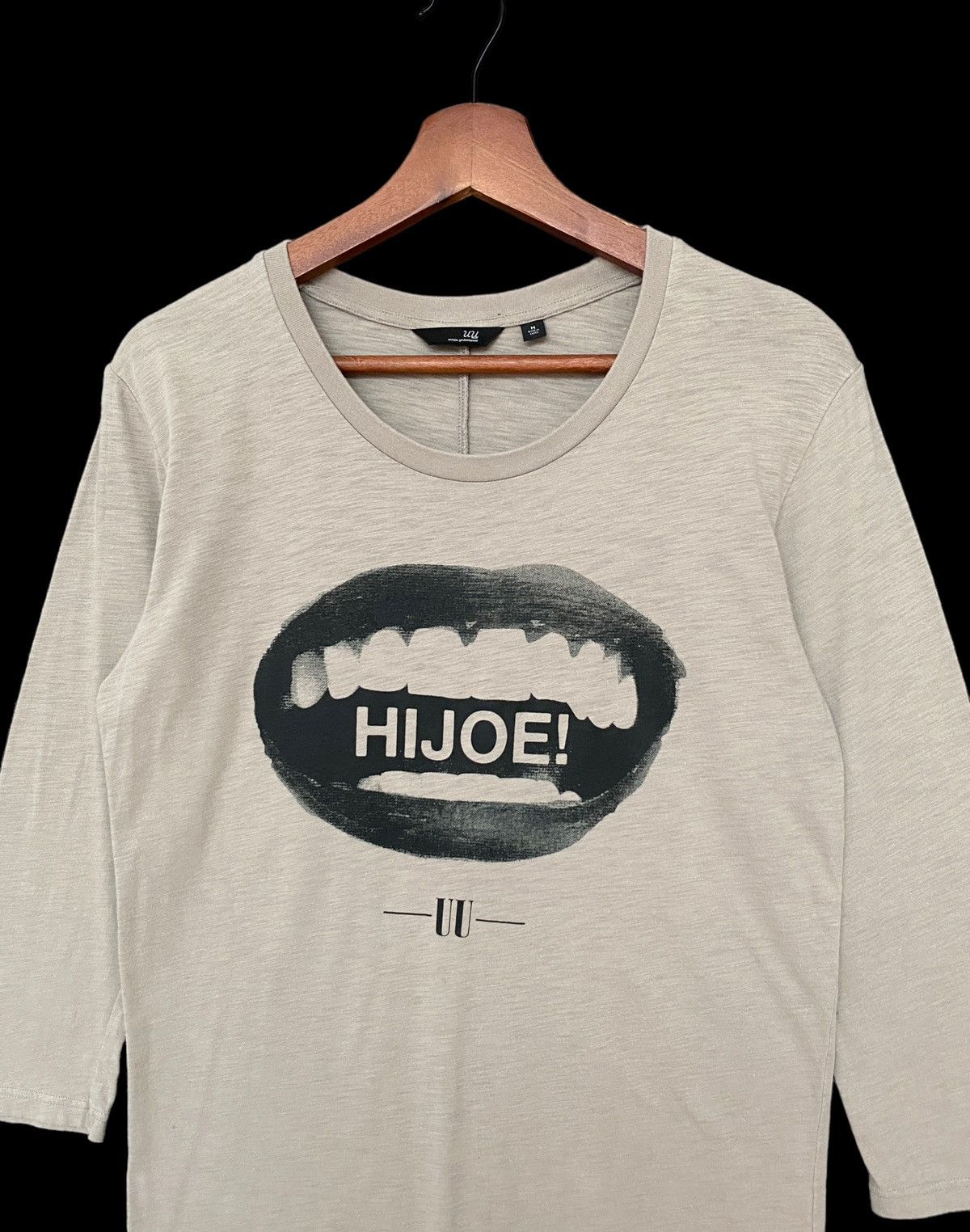 Japanese Brand × Uniqlo × Vintage Vintage Japanese Brand Uniqlo Undercover T-shirt 2000s Size US M / EU 48-50 / 2 - 3 Thumbnail