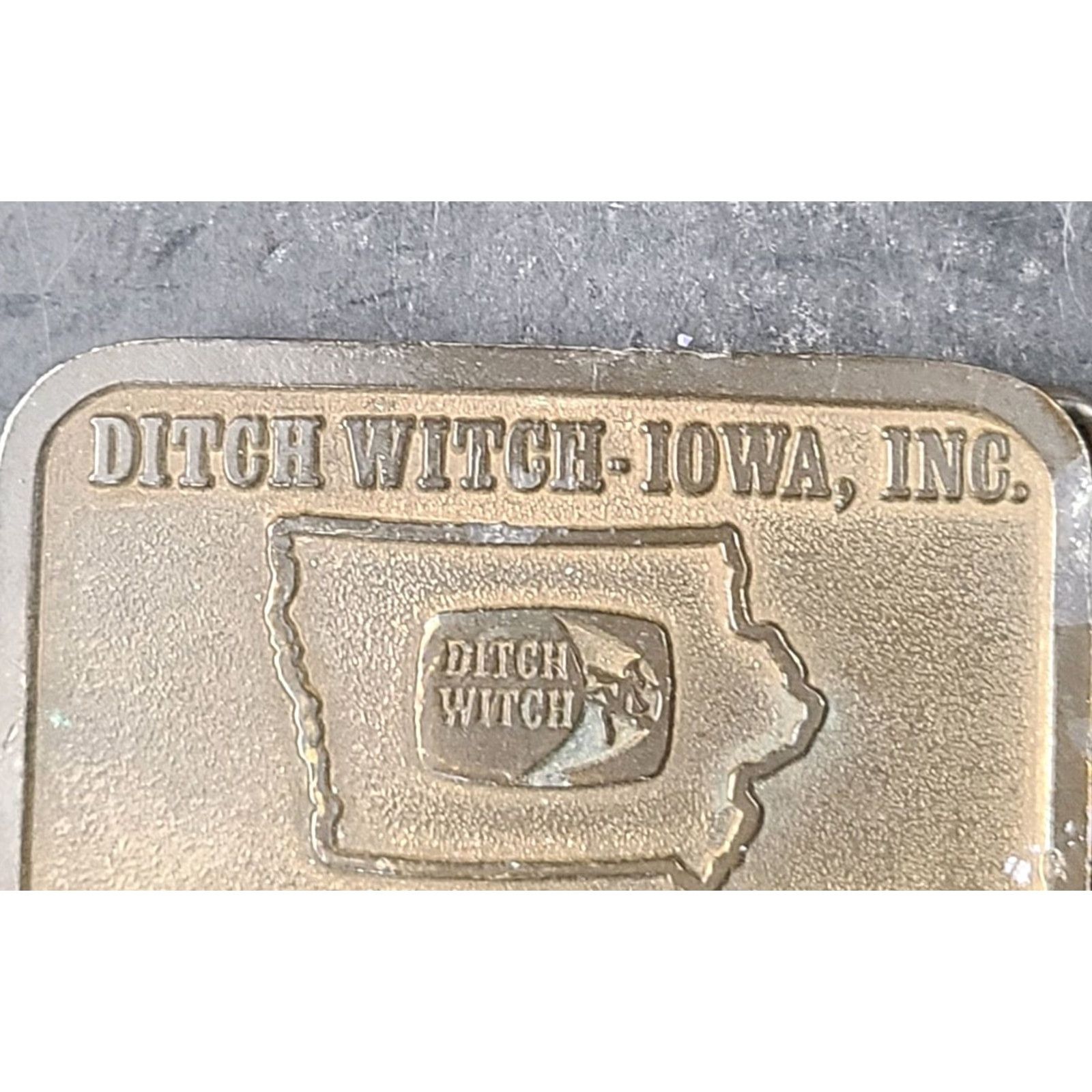 Vintage VINTAGE Hit Line Ditch Witch Solid Brass Belt Buckle 3” Bronze Cowboy Western Rockabilly Adult Unisex Mens Womens 1980s Size ONE SIZE - 3 Thumbnail